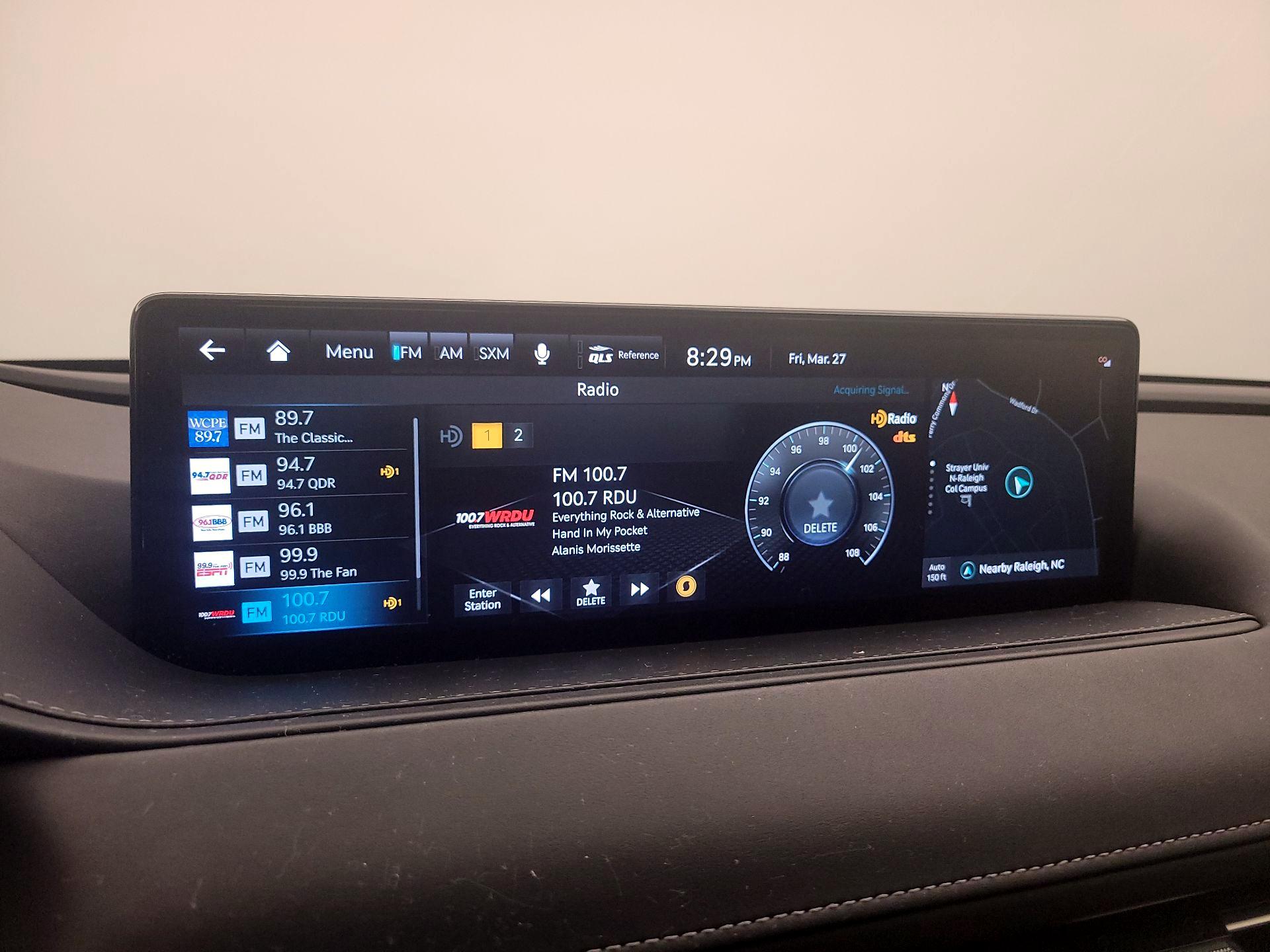 Thumbnail: 2023 Genesis G80 - 16