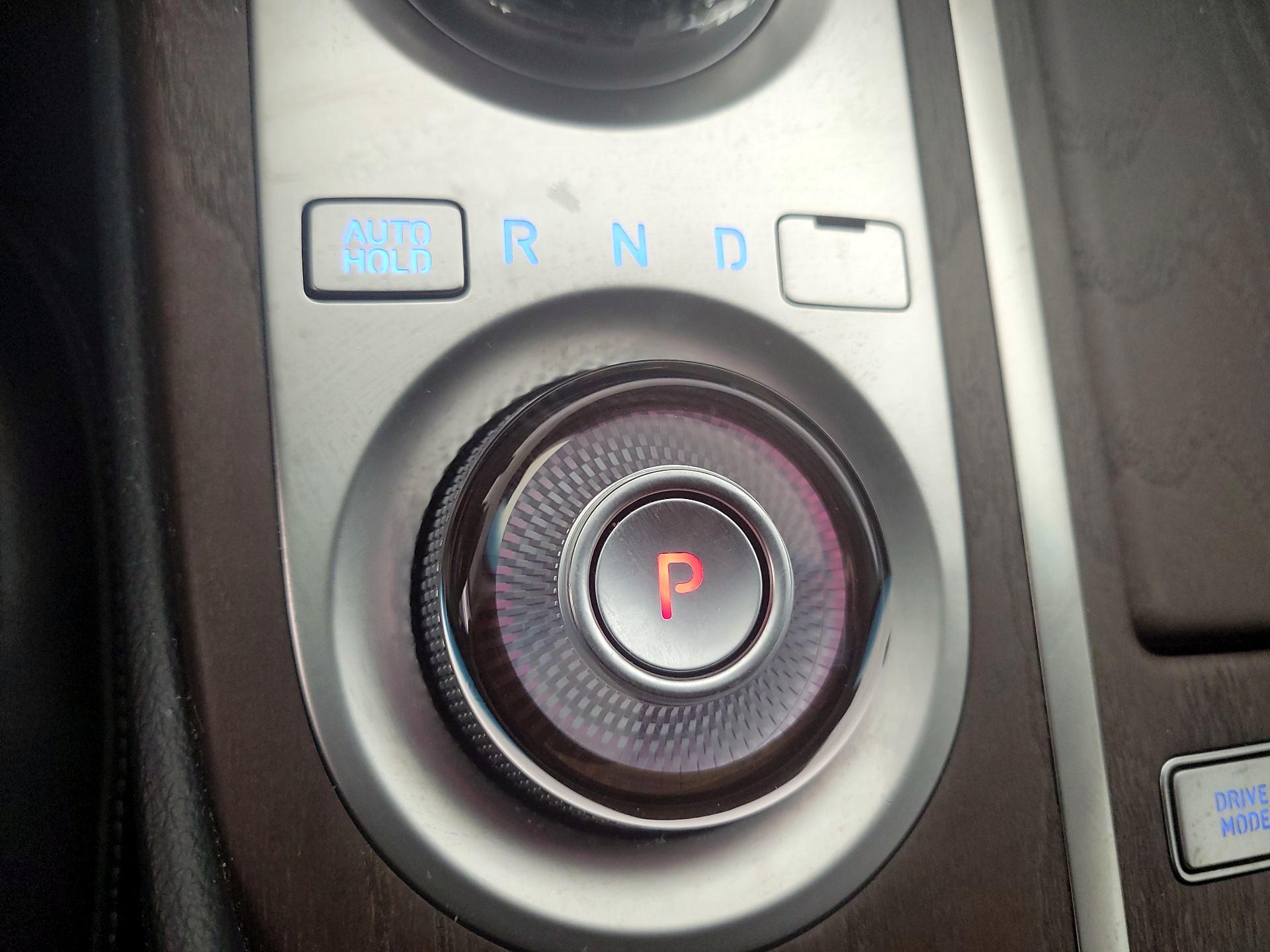 Thumbnail: 2023 Genesis G80 - 18