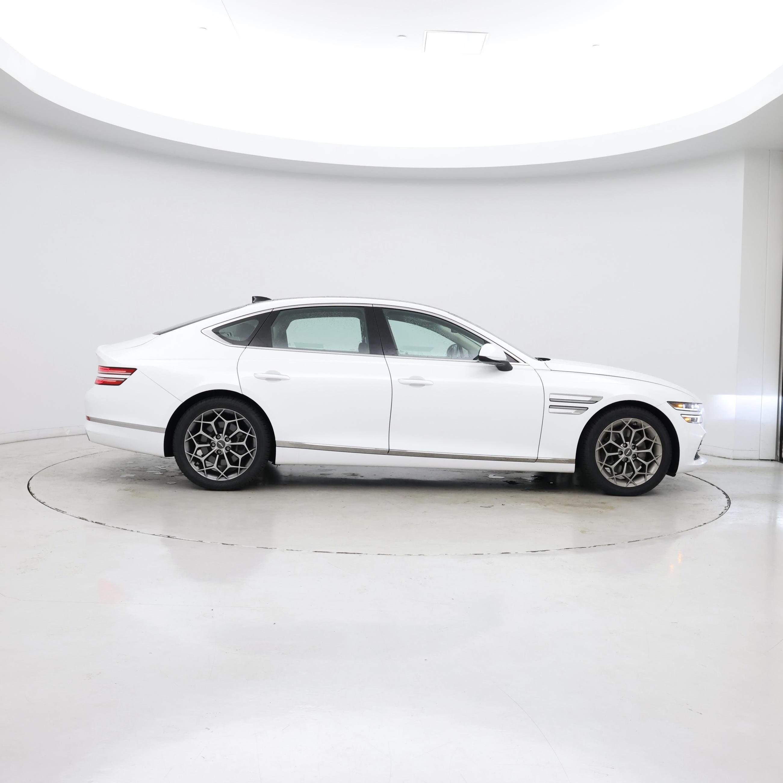 Thumbnail: 2023 Genesis G80 - 7