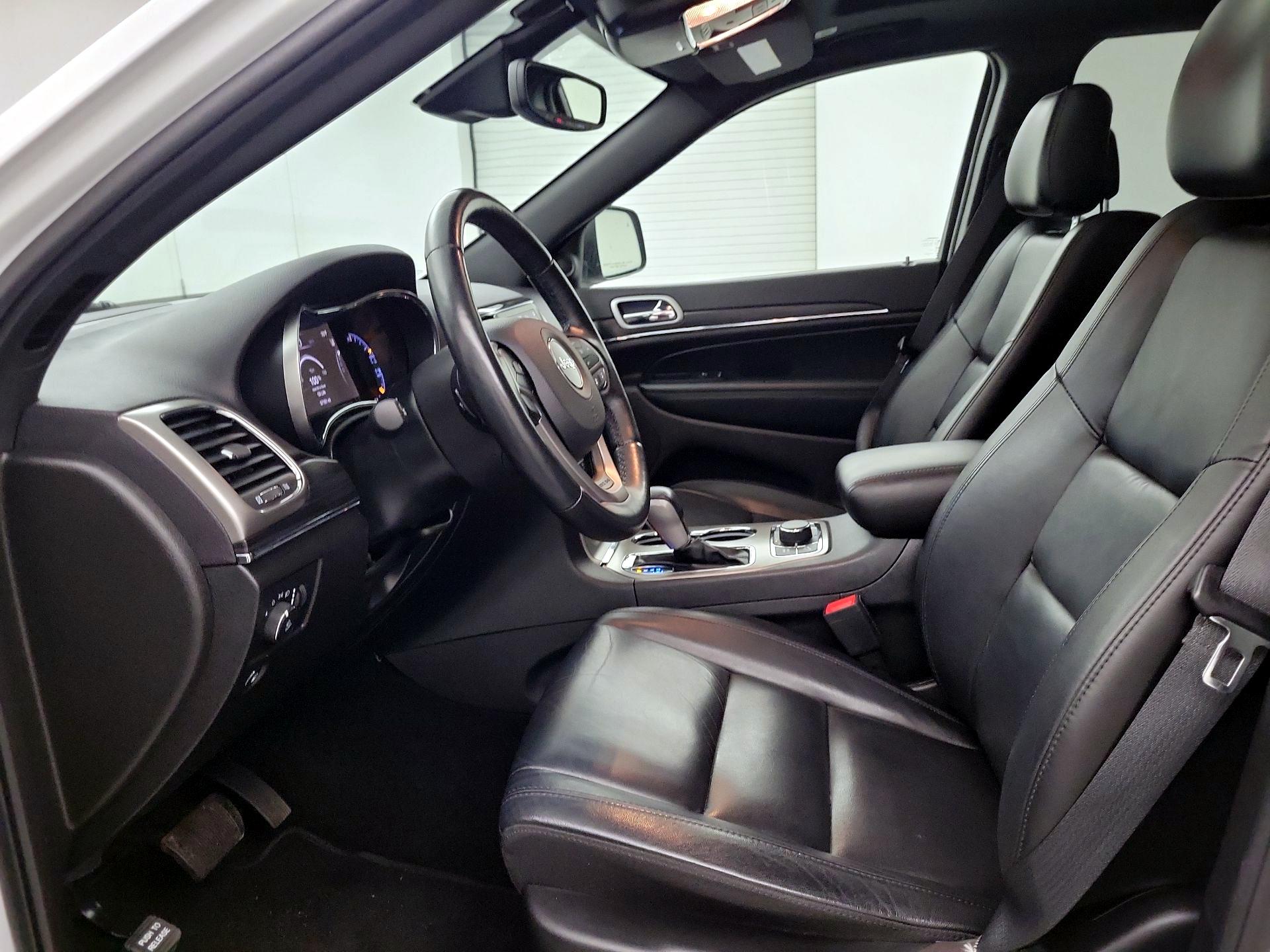 Thumbnail: 2021 Jeep Grand Cherokee - 9