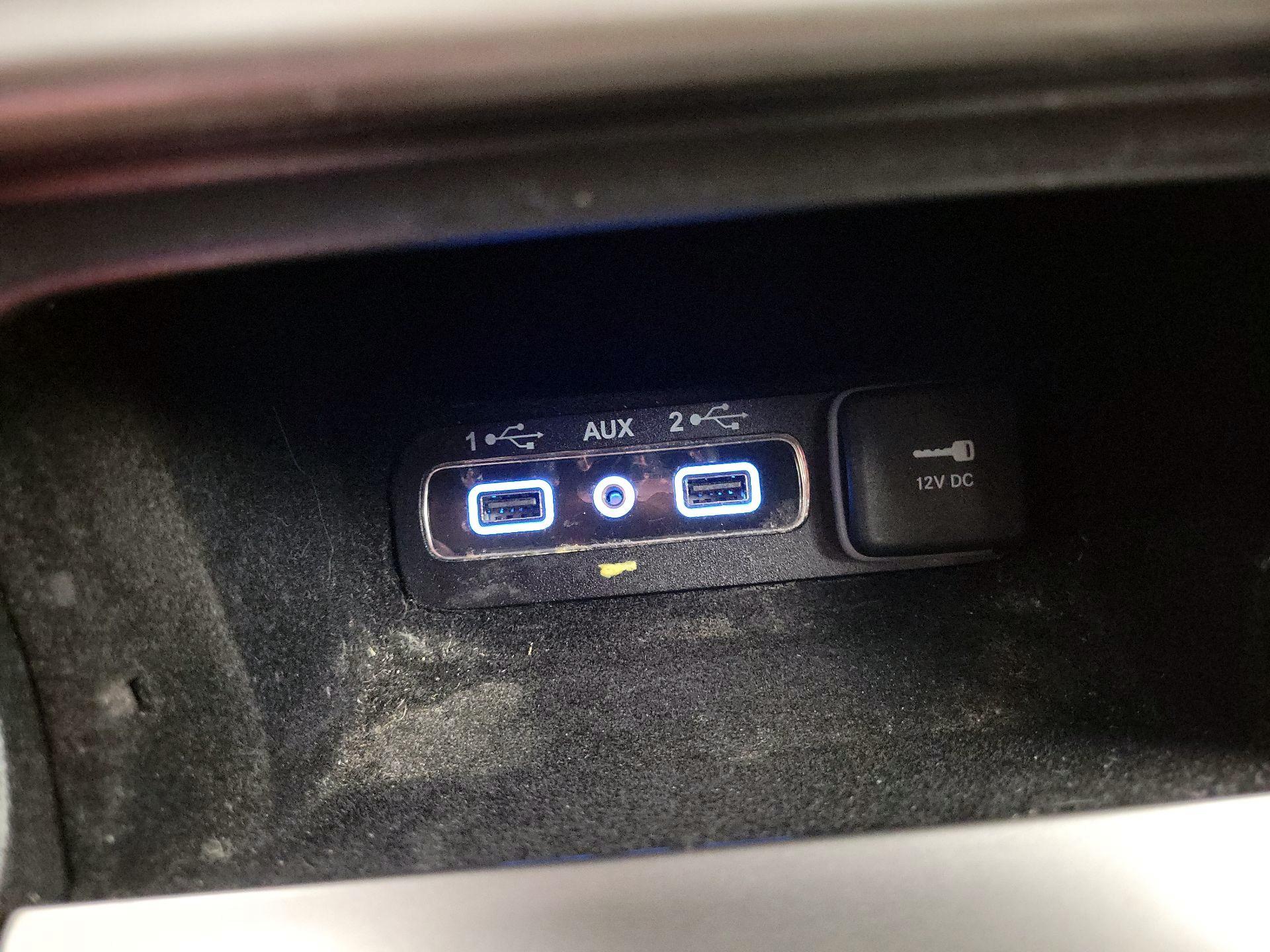 Thumbnail: 2021 Jeep Grand Cherokee - 17