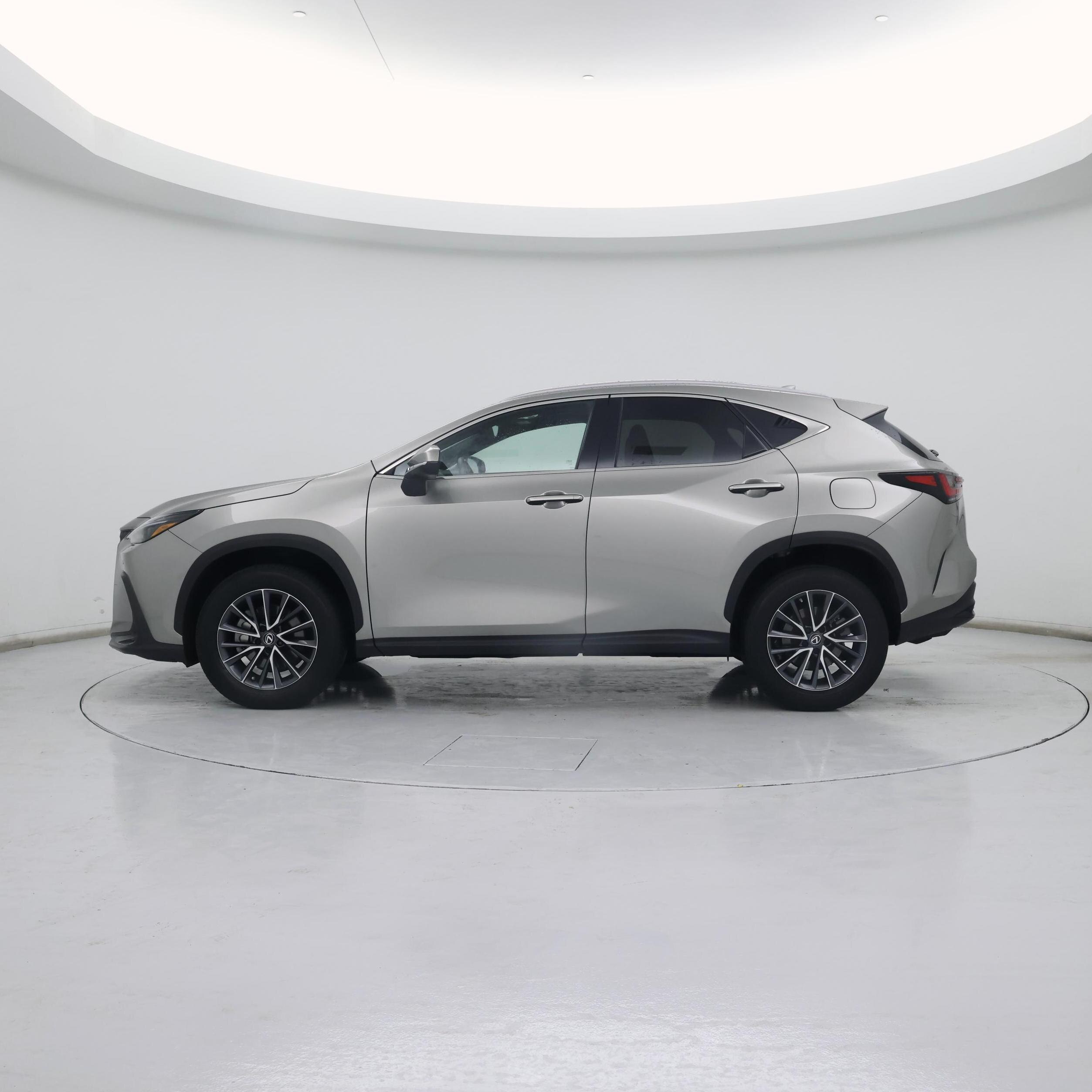 Thumbnail: 2022 Lexus NX - 3