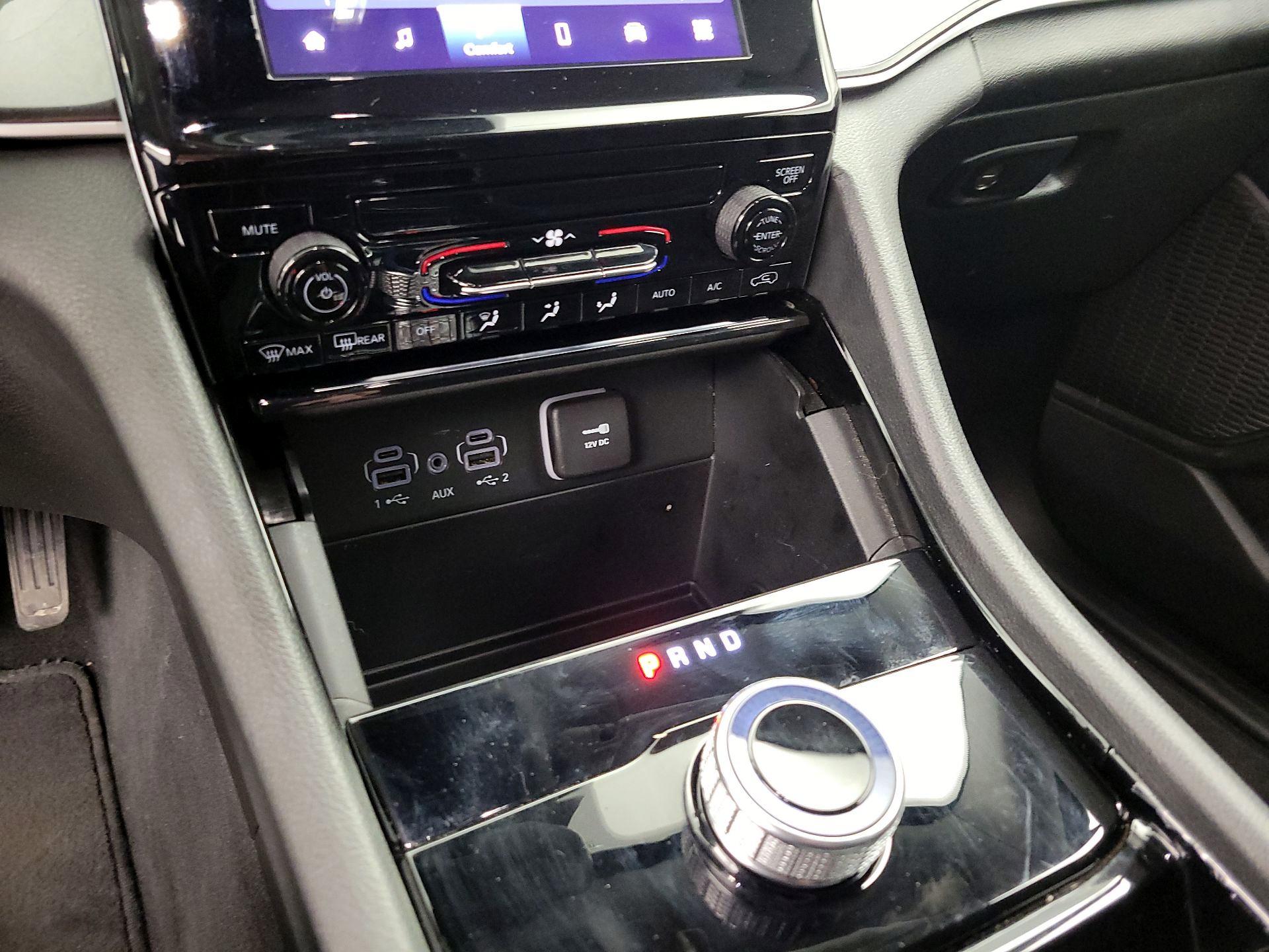 Thumbnail: 2023 Jeep Grand Cherokee - 18