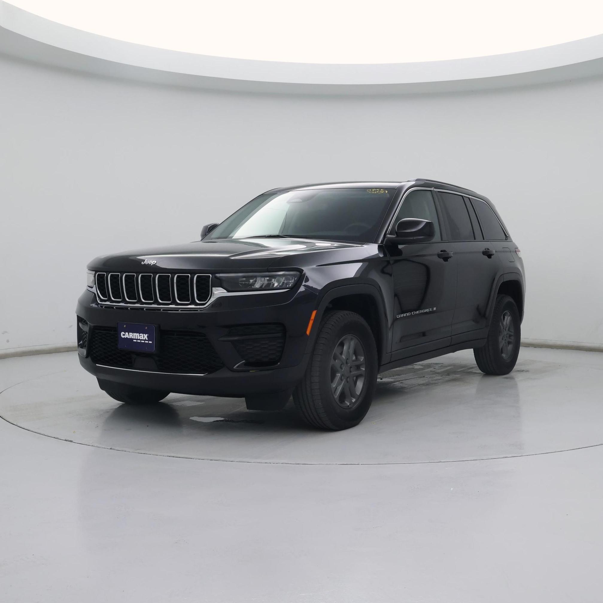Thumbnail: 2023 Jeep Grand Cherokee - 4