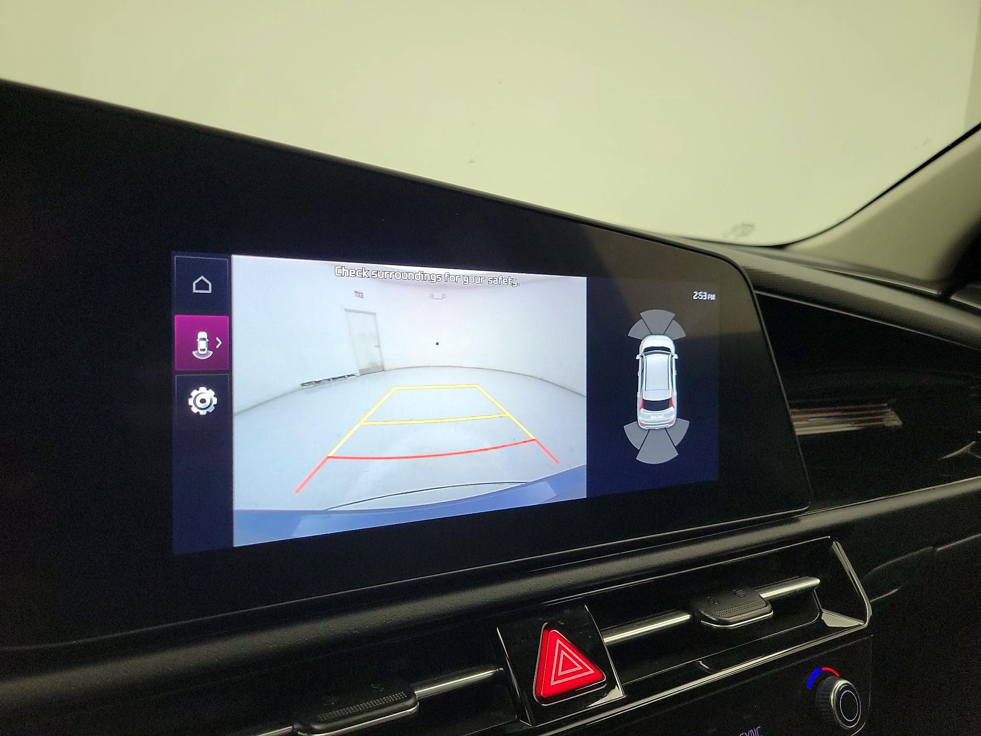 Thumbnail: 2023 Kia Niro - 15