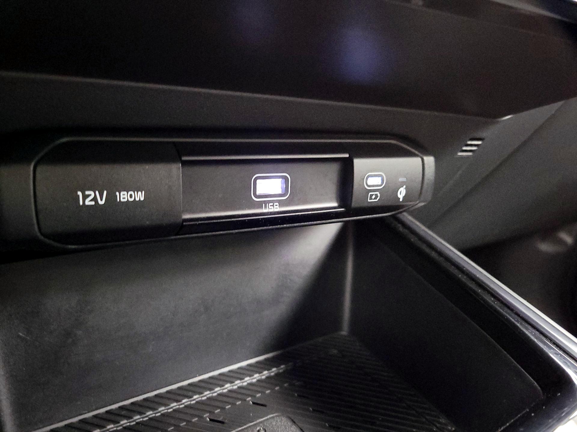 Thumbnail: 2023 Kia Niro - 19