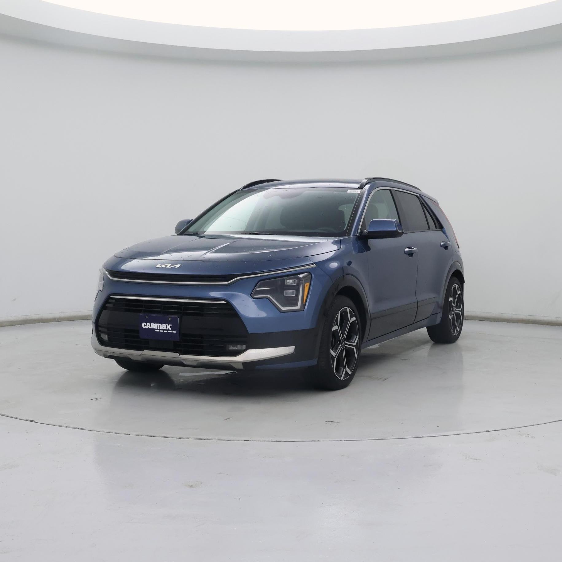 Thumbnail: 2023 Kia Niro - 4