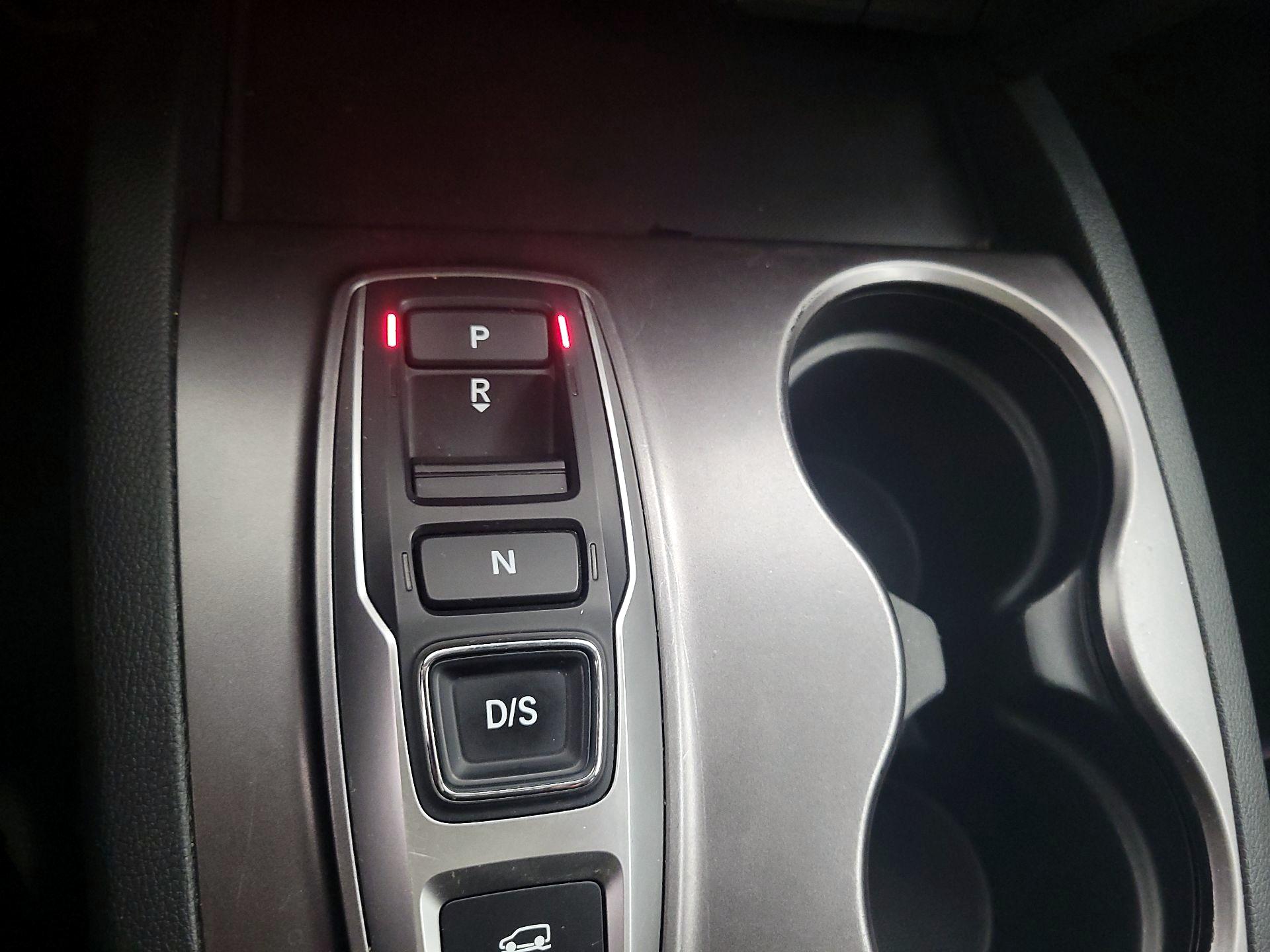 Thumbnail: 2022 Honda Pilot - 17