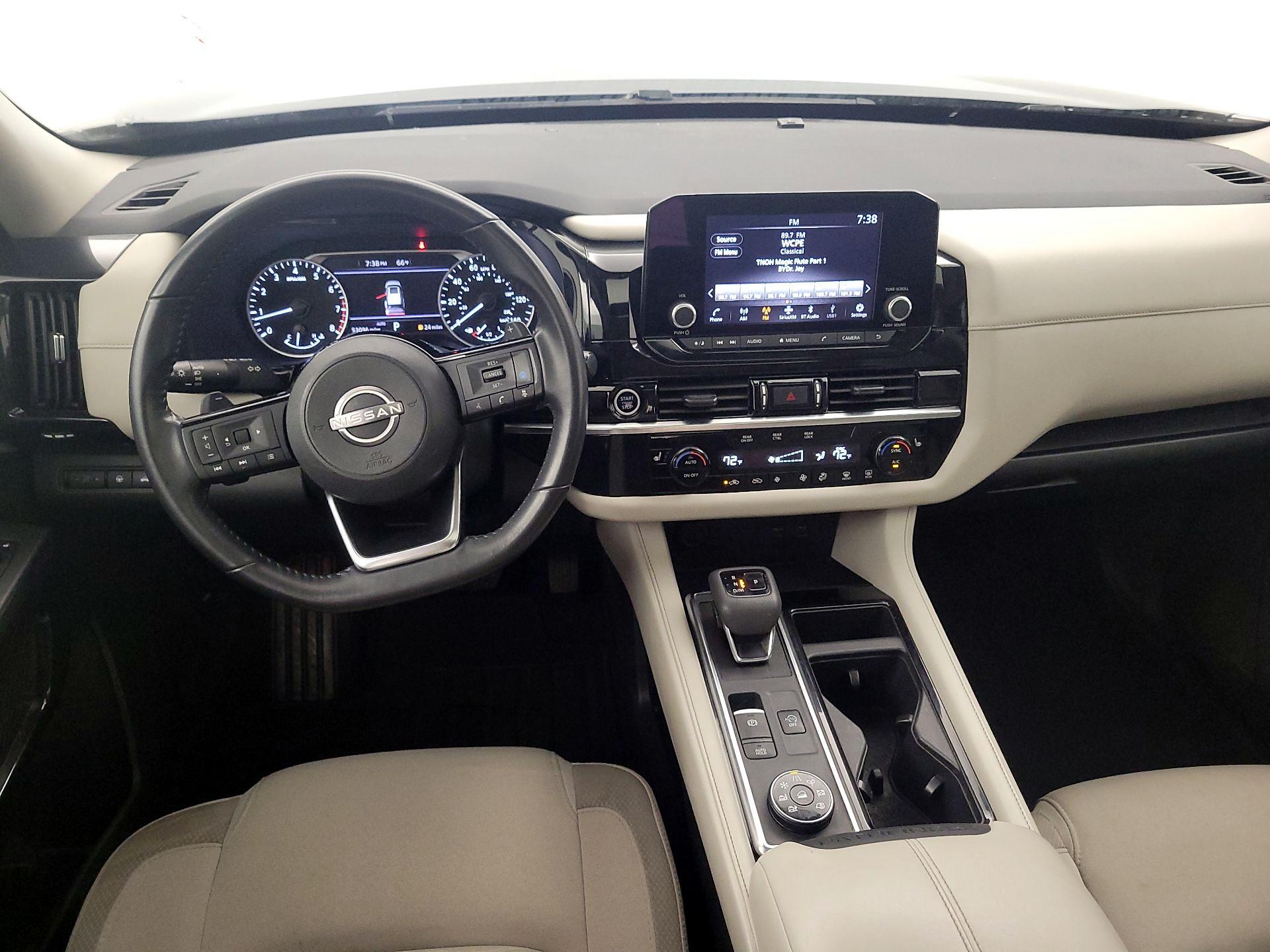 Thumbnail: 2023 Nissan Pathfinder - 9