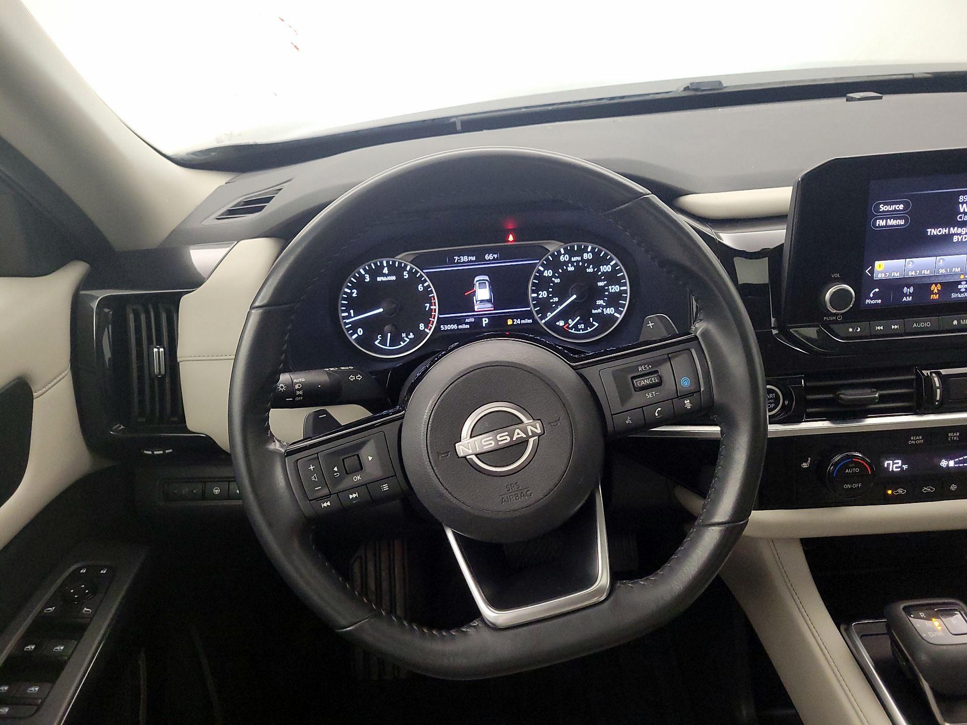 Thumbnail: 2023 Nissan Pathfinder - 10