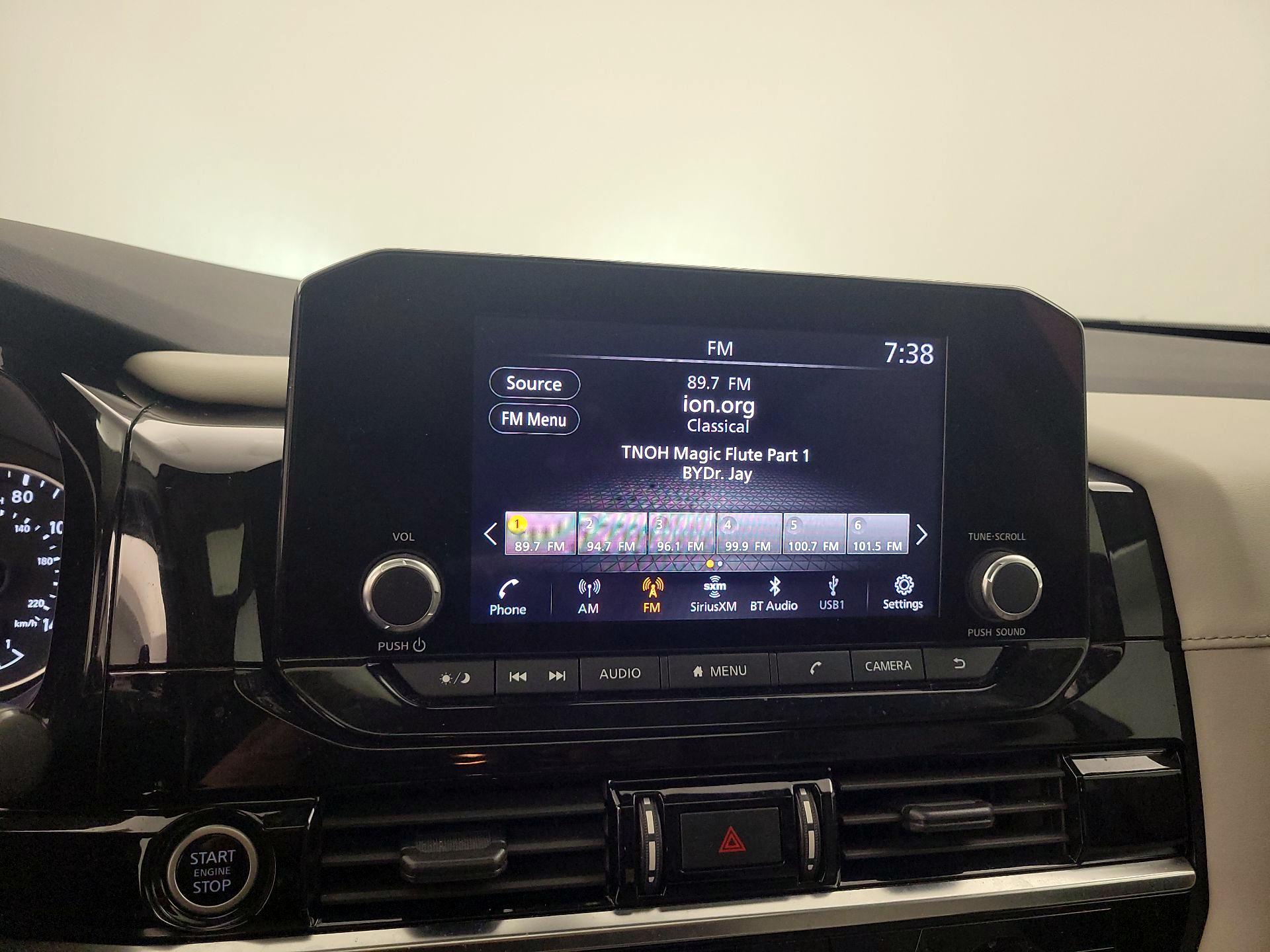 Thumbnail: 2023 Nissan Pathfinder - 15