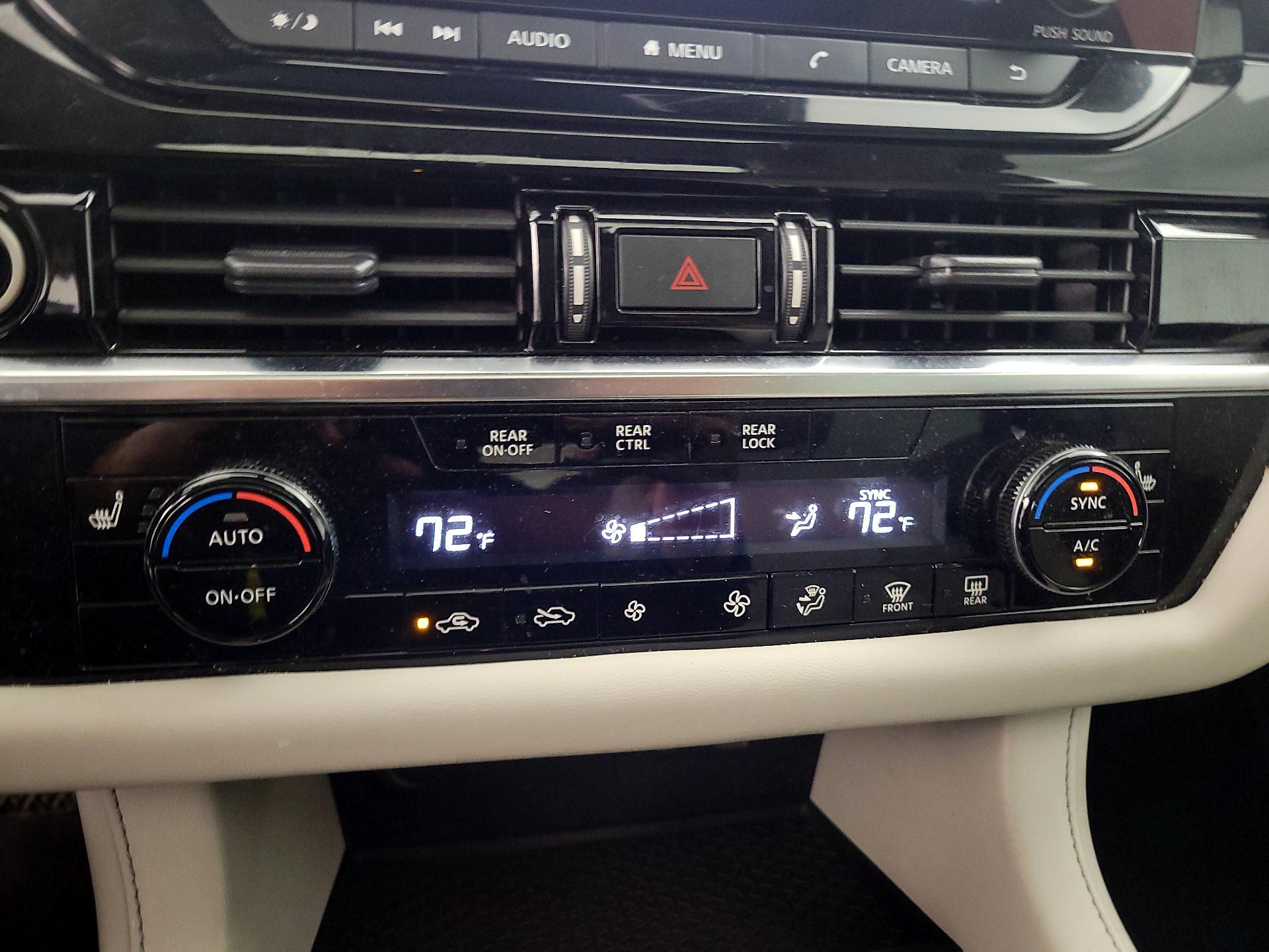 Thumbnail: 2023 Nissan Pathfinder - 16