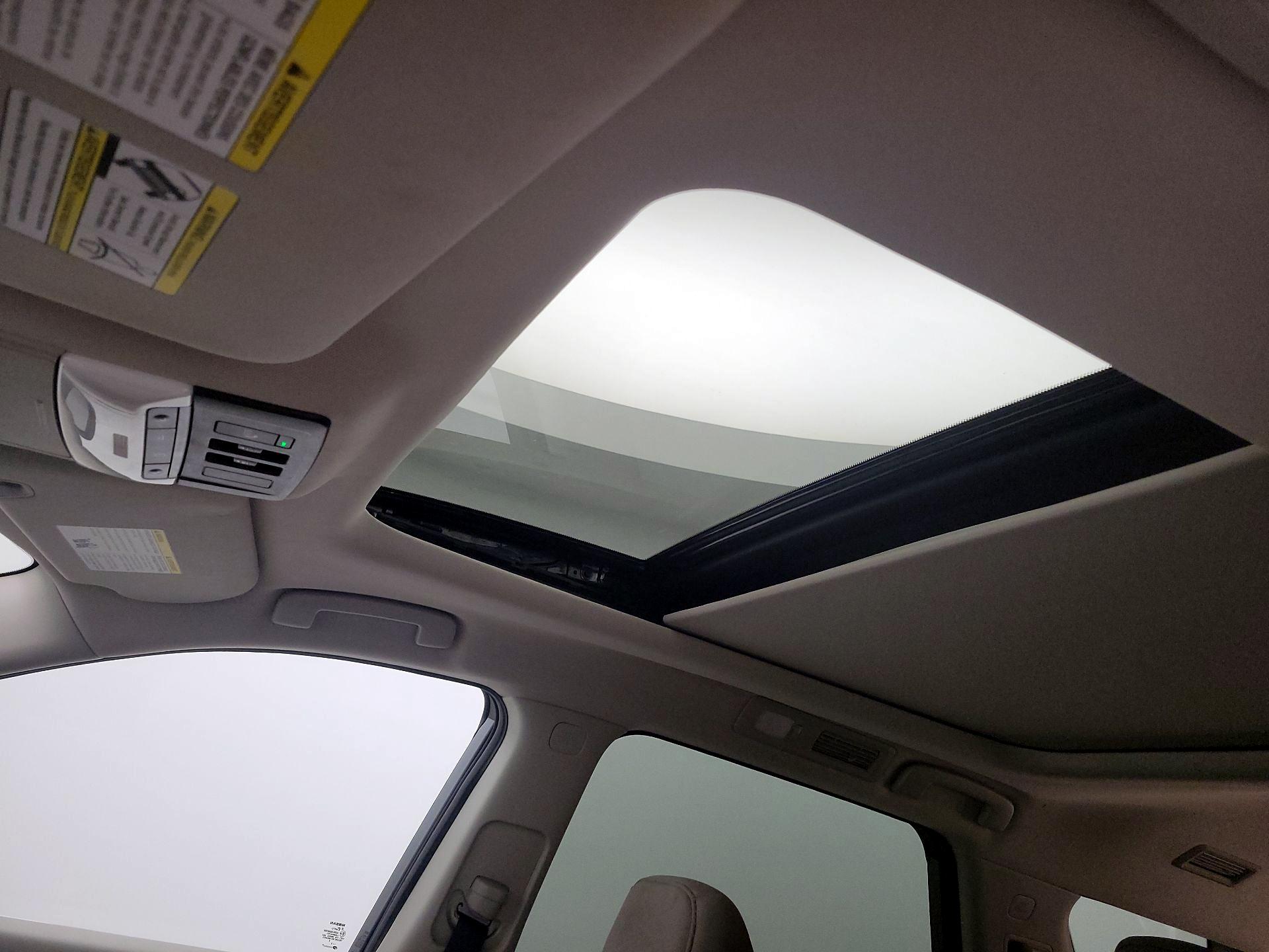 Thumbnail: 2023 Nissan Pathfinder - 19