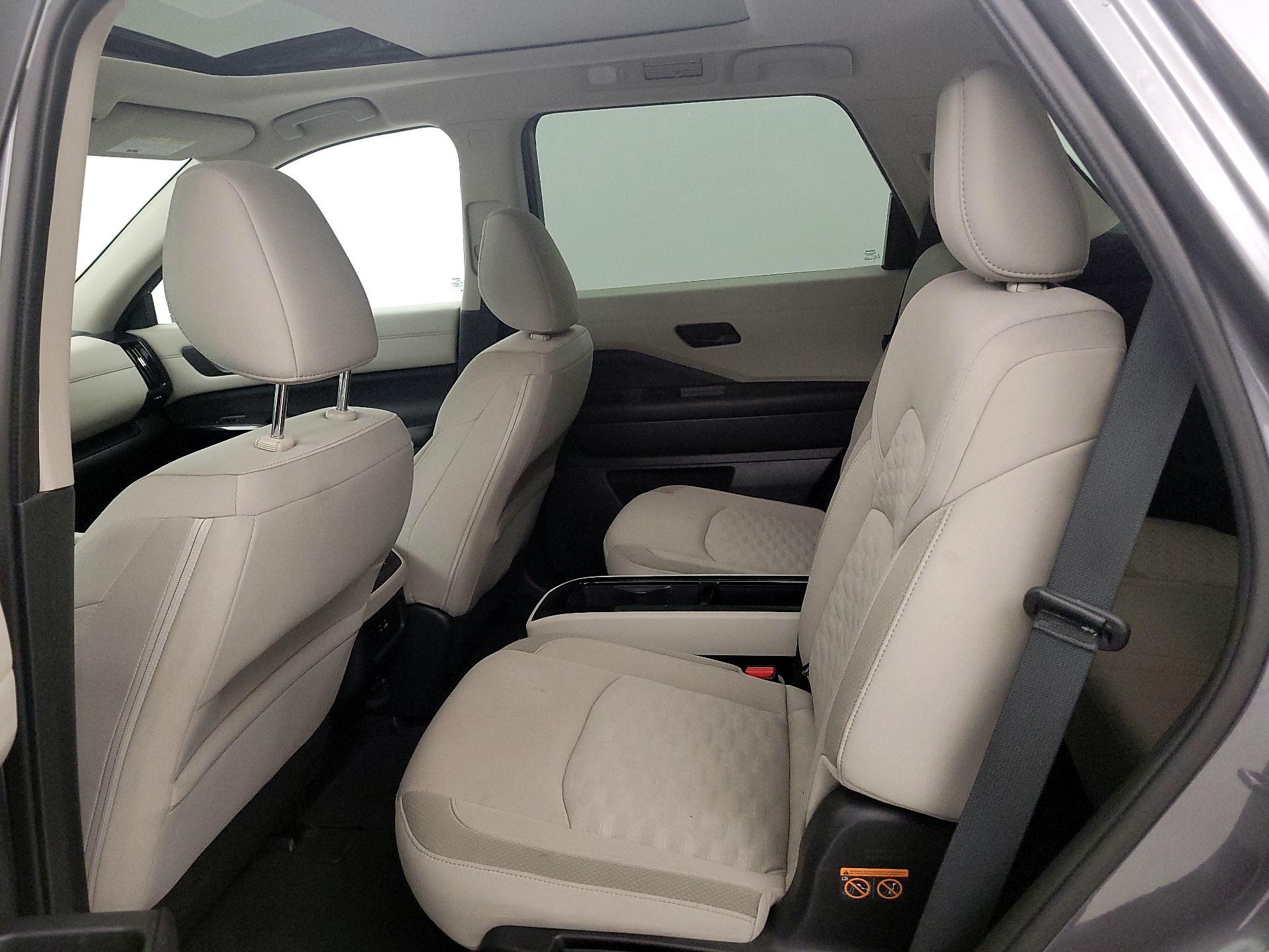 Thumbnail: 2023 Nissan Pathfinder - 20