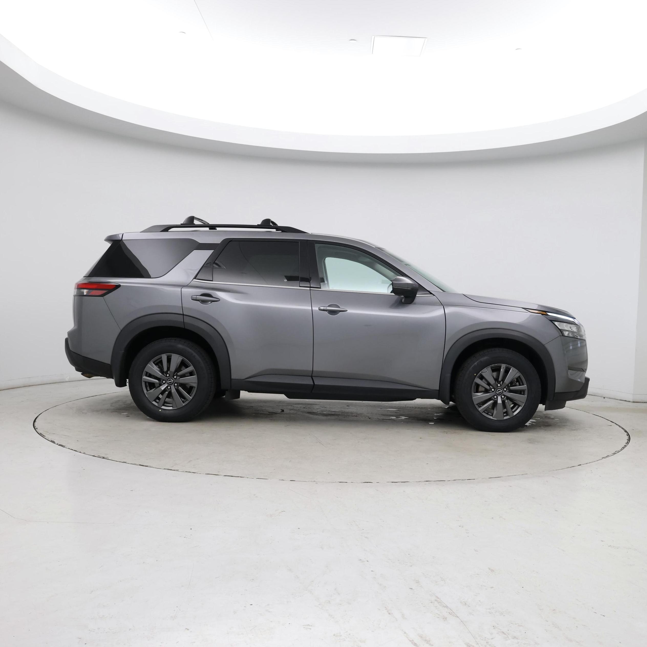 Thumbnail: 2023 Nissan Pathfinder - 7