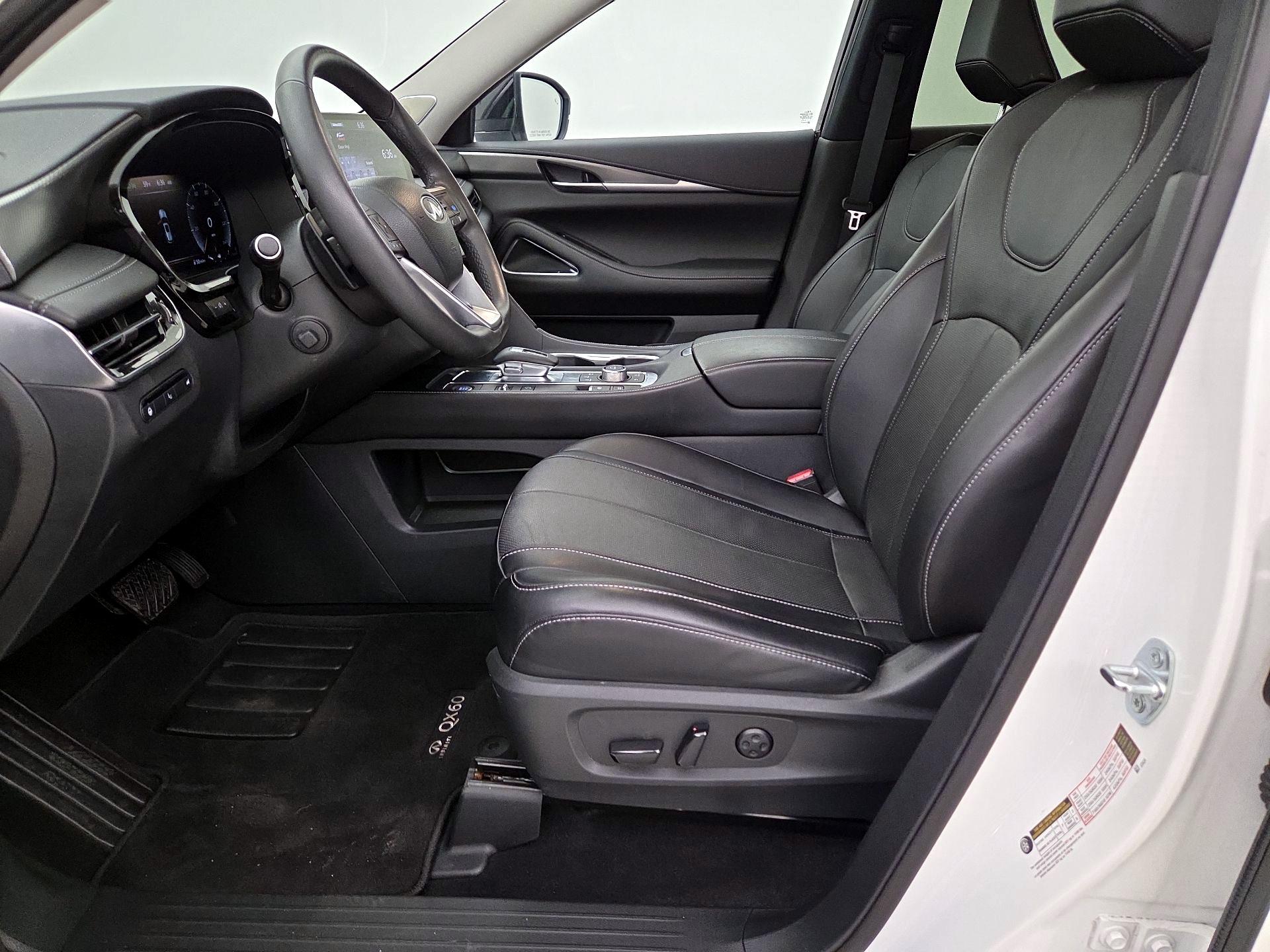 Thumbnail: 2023 INFINITI QX60 - 11