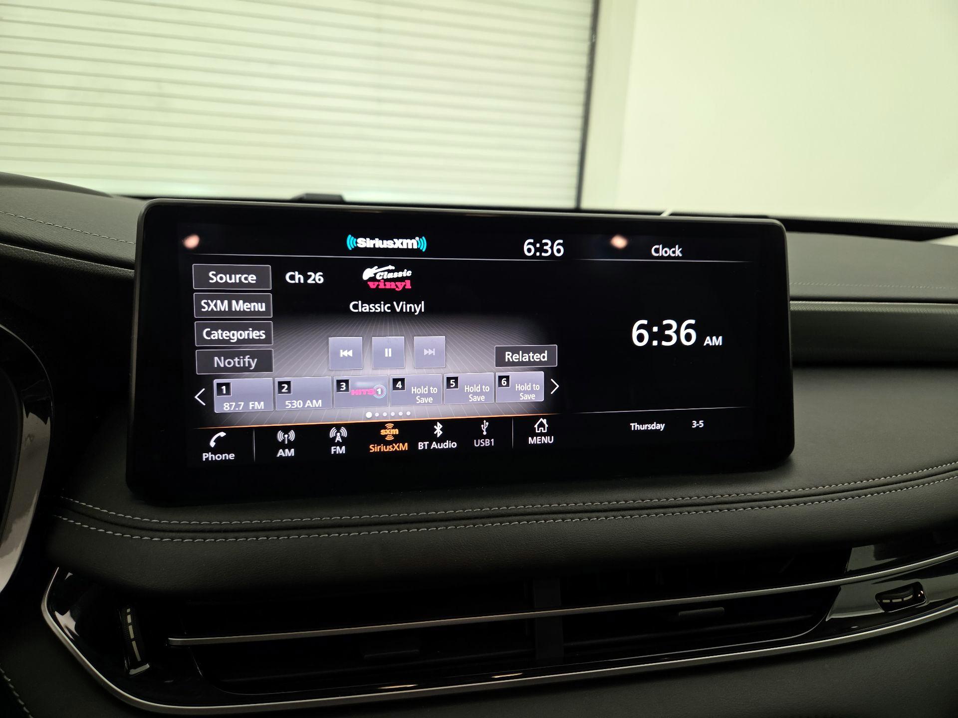 Thumbnail: 2023 INFINITI QX60 - 15