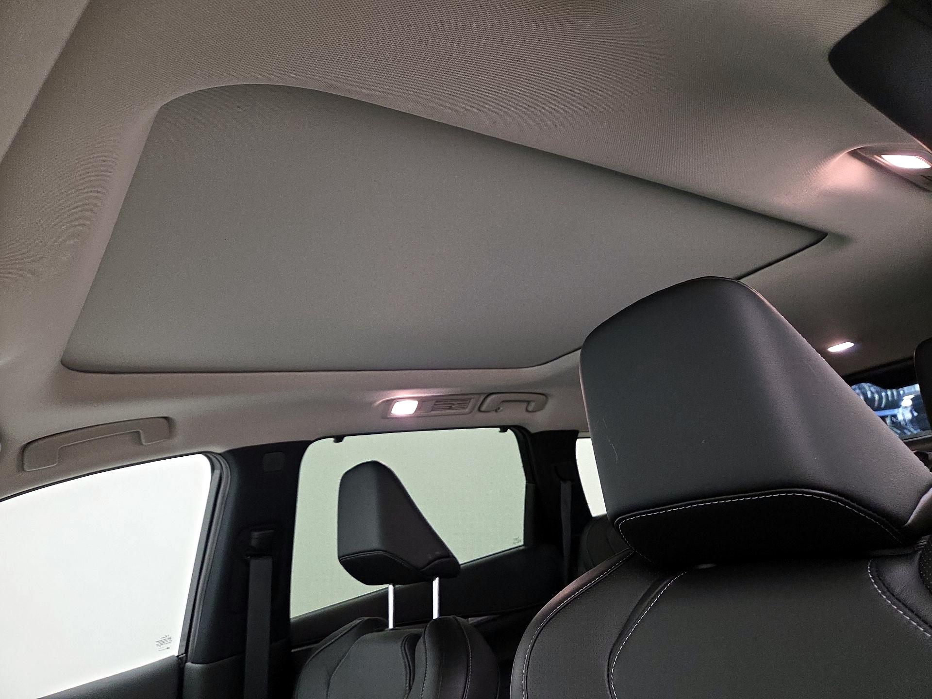 Thumbnail: 2023 INFINITI QX60 - 19