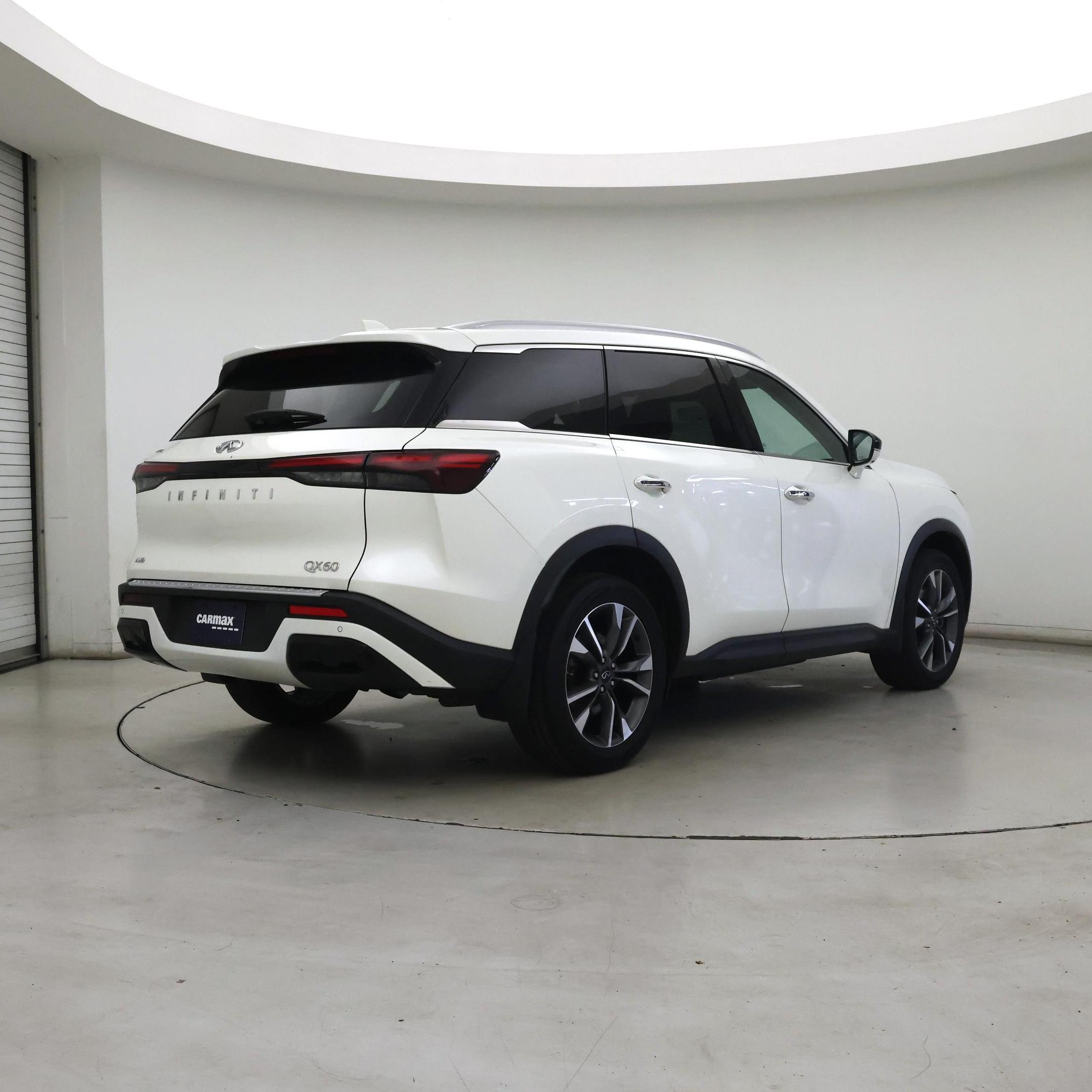 Thumbnail: 2023 INFINITI QX60 - 8