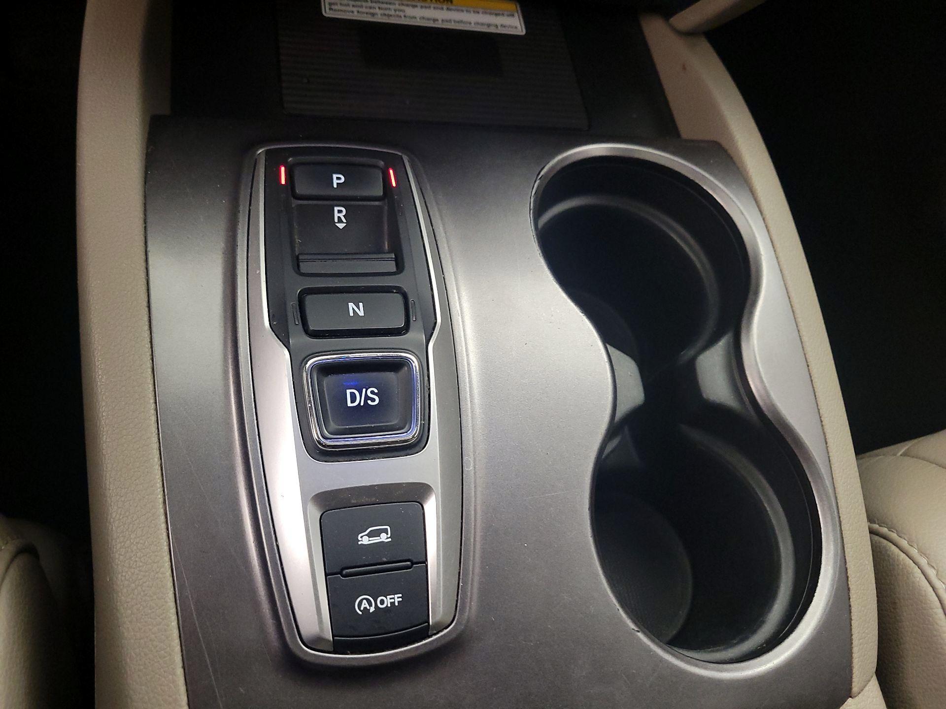 Thumbnail: 2022 Honda Pilot - 17