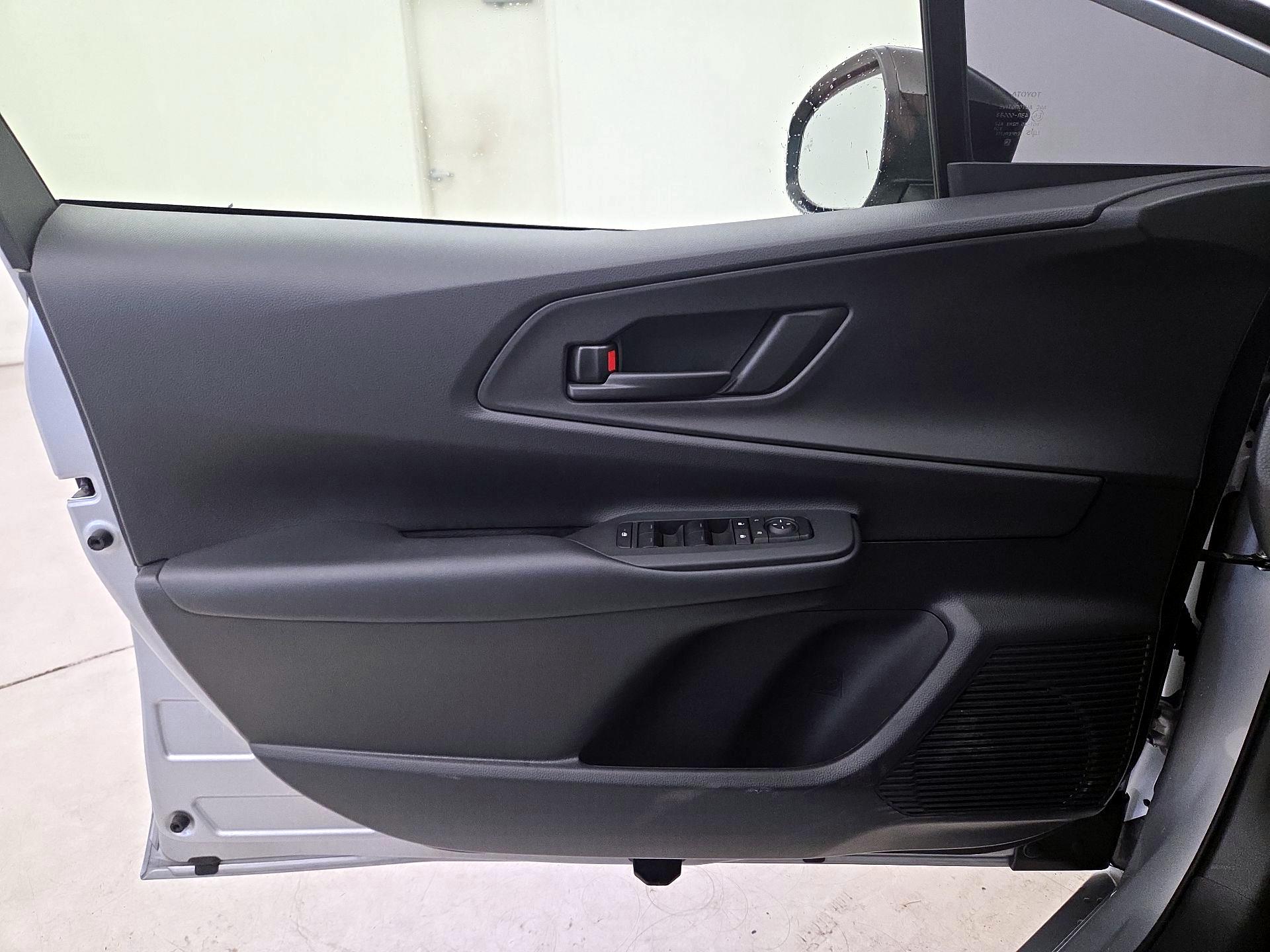 Thumbnail: 2025 Toyota Prius - 12