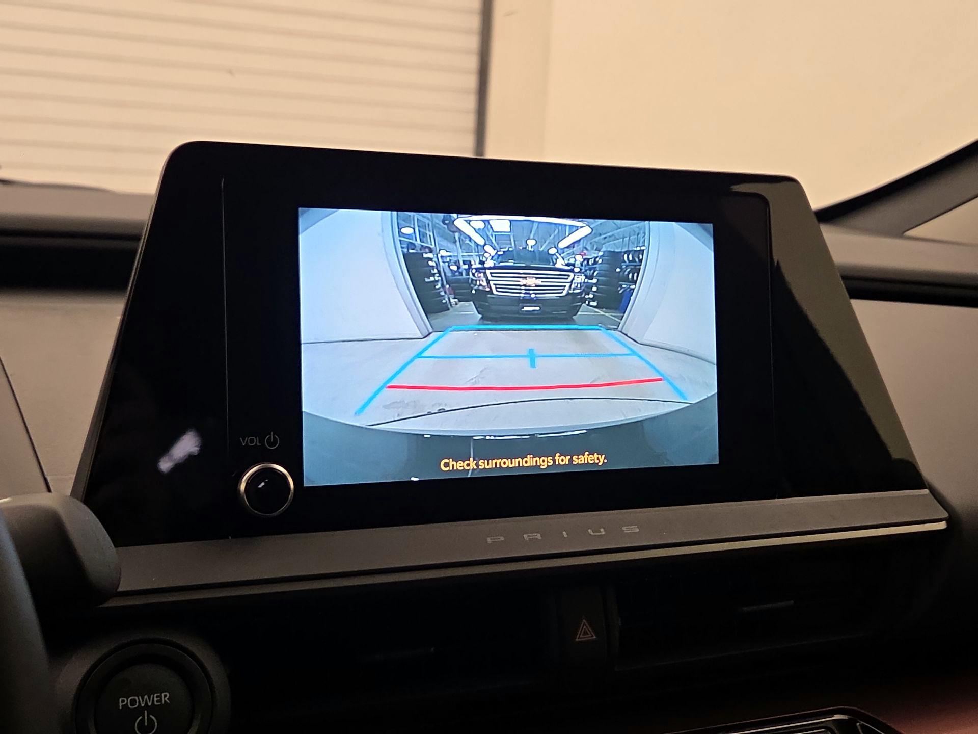 Thumbnail: 2025 Toyota Prius - 15