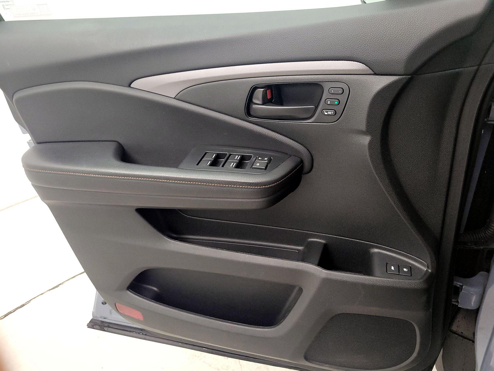 Thumbnail: 2022 Honda Pilot - 12