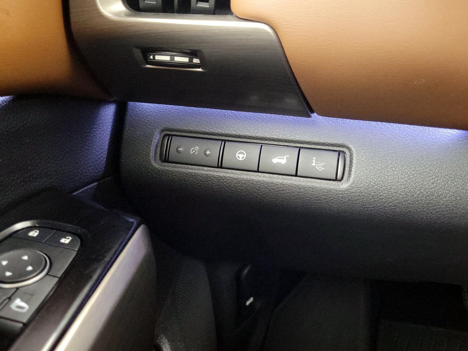 Thumbnail: 2023 Nissan Pathfinder - 13