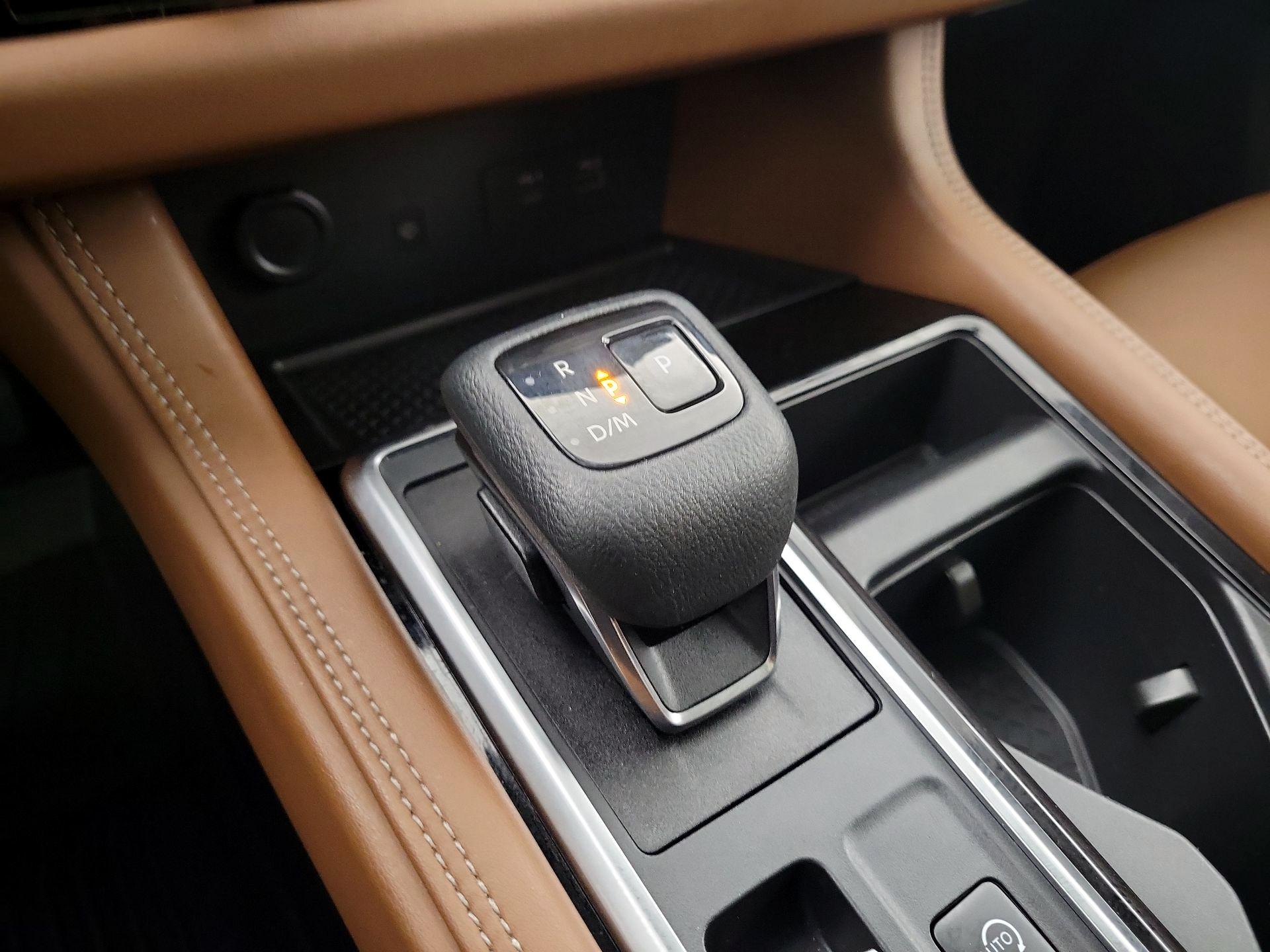 Thumbnail: 2023 Nissan Pathfinder - 18