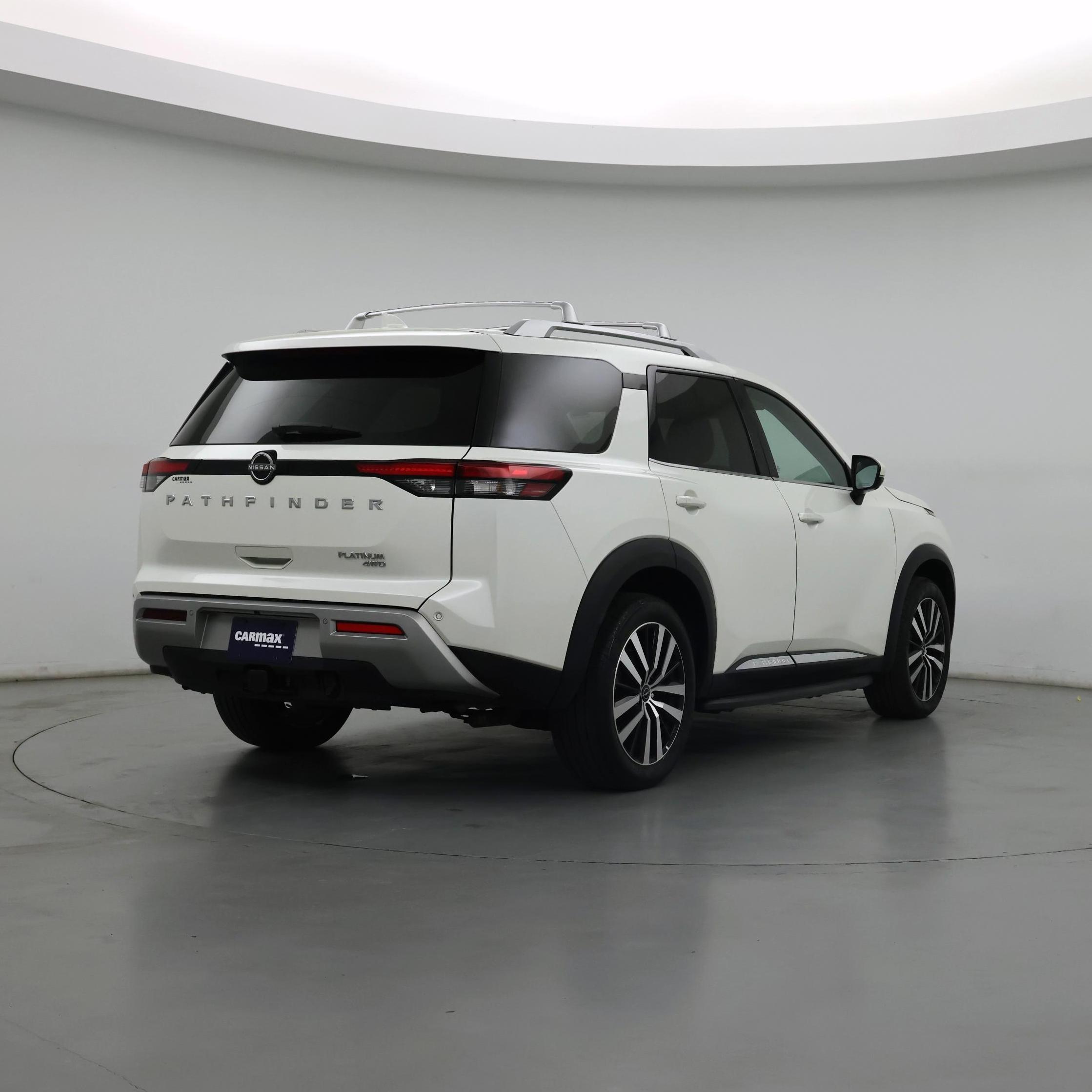 Thumbnail: 2023 Nissan Pathfinder - 8