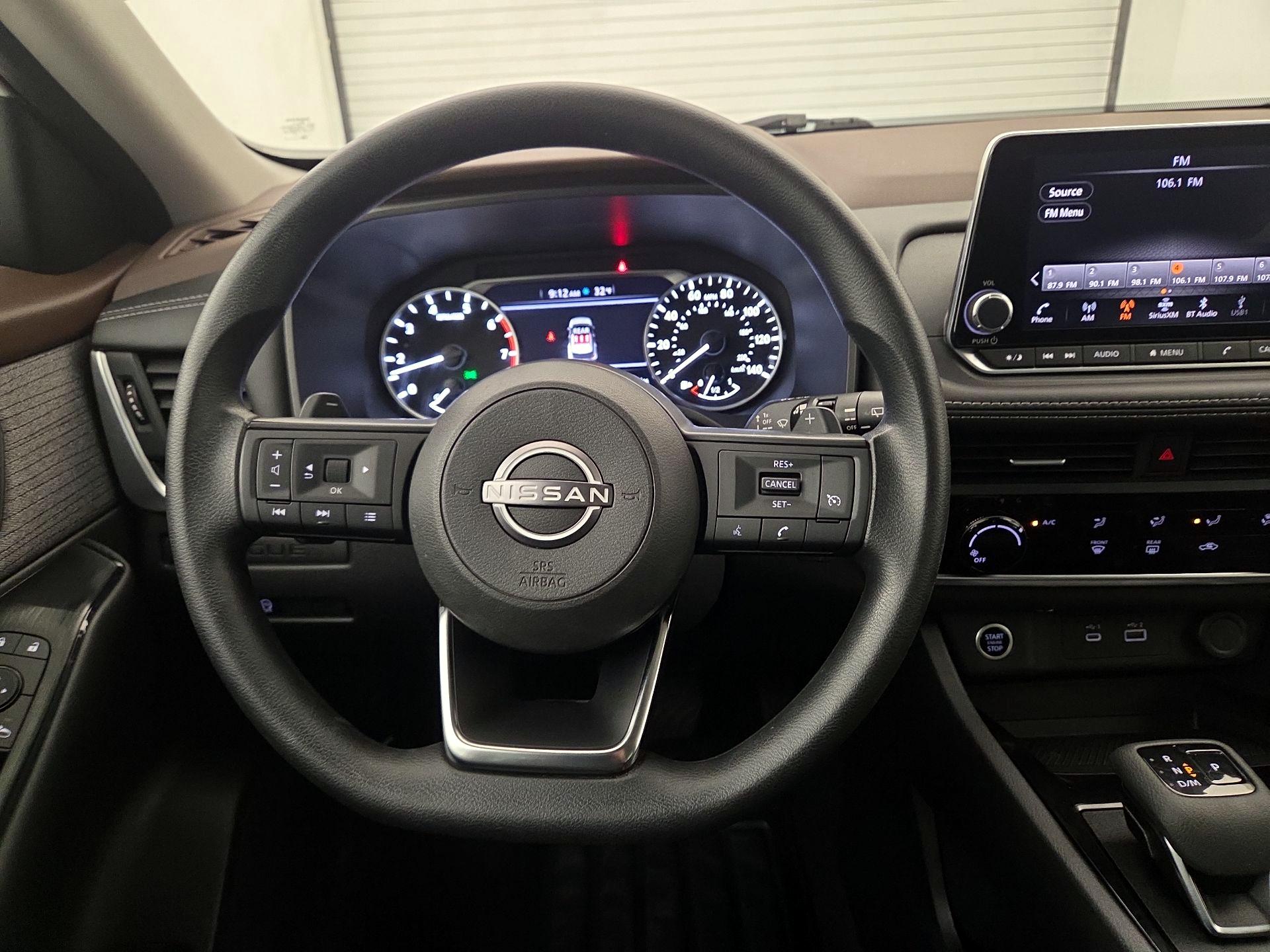 Thumbnail: 2023 Nissan Rogue - 10