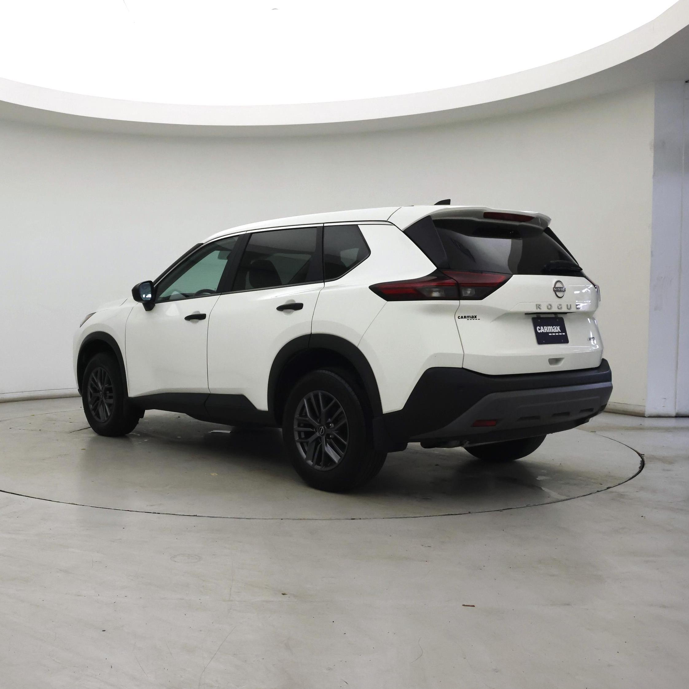 Thumbnail: 2023 Nissan Rogue - 2