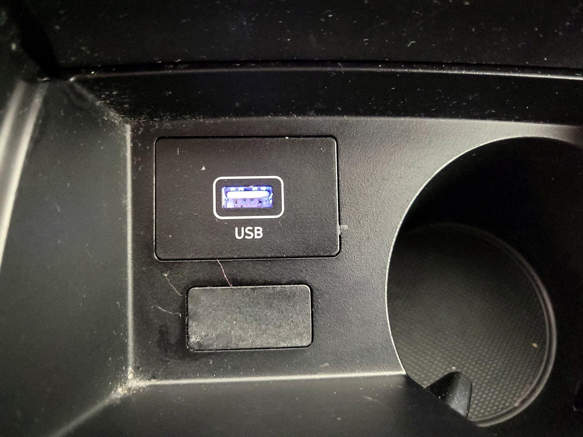 Thumbnail: 2023 Hyundai Santa Fe - 19