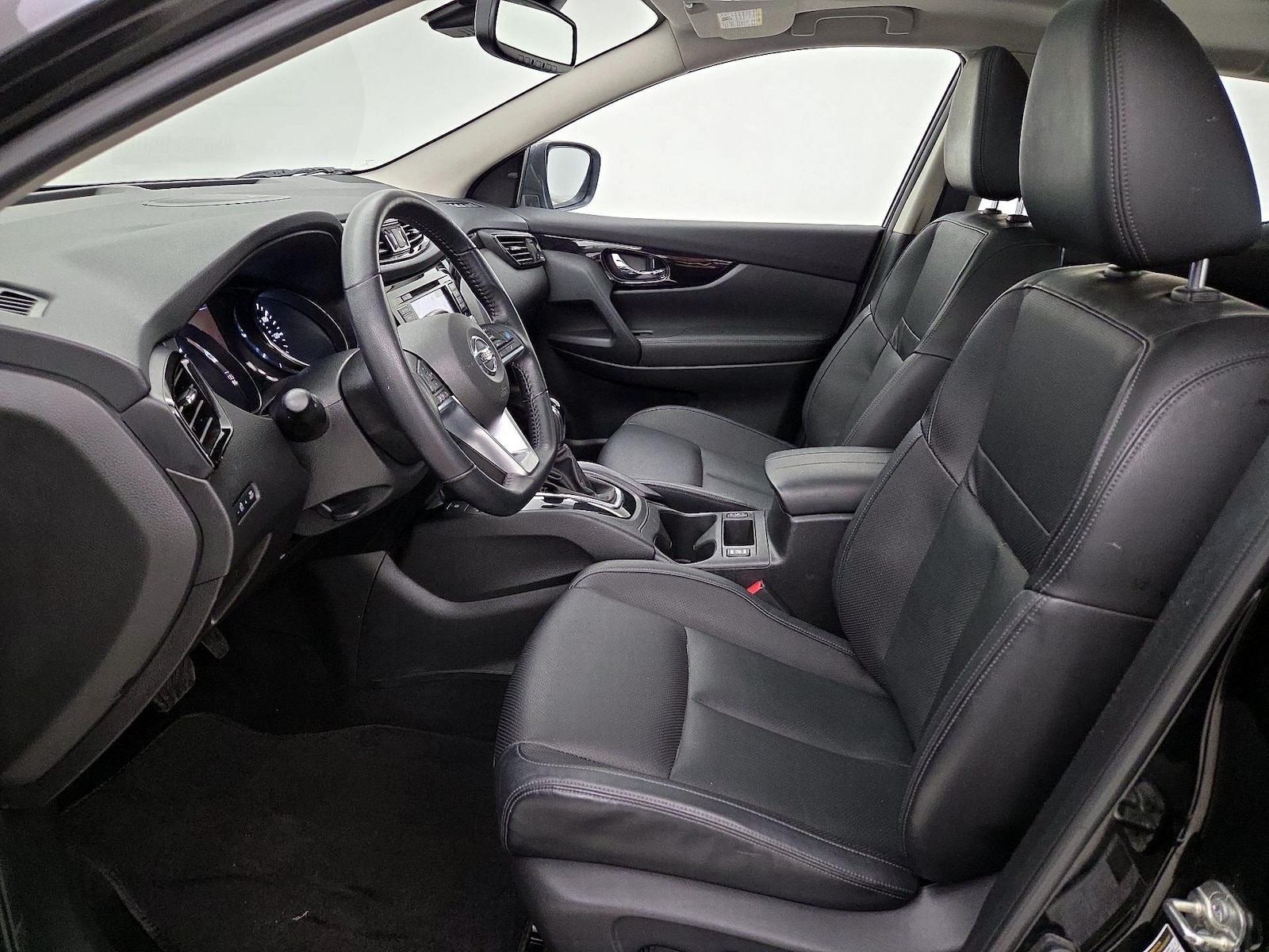 2022 Nissan Rogue Sport SL - Photo 12