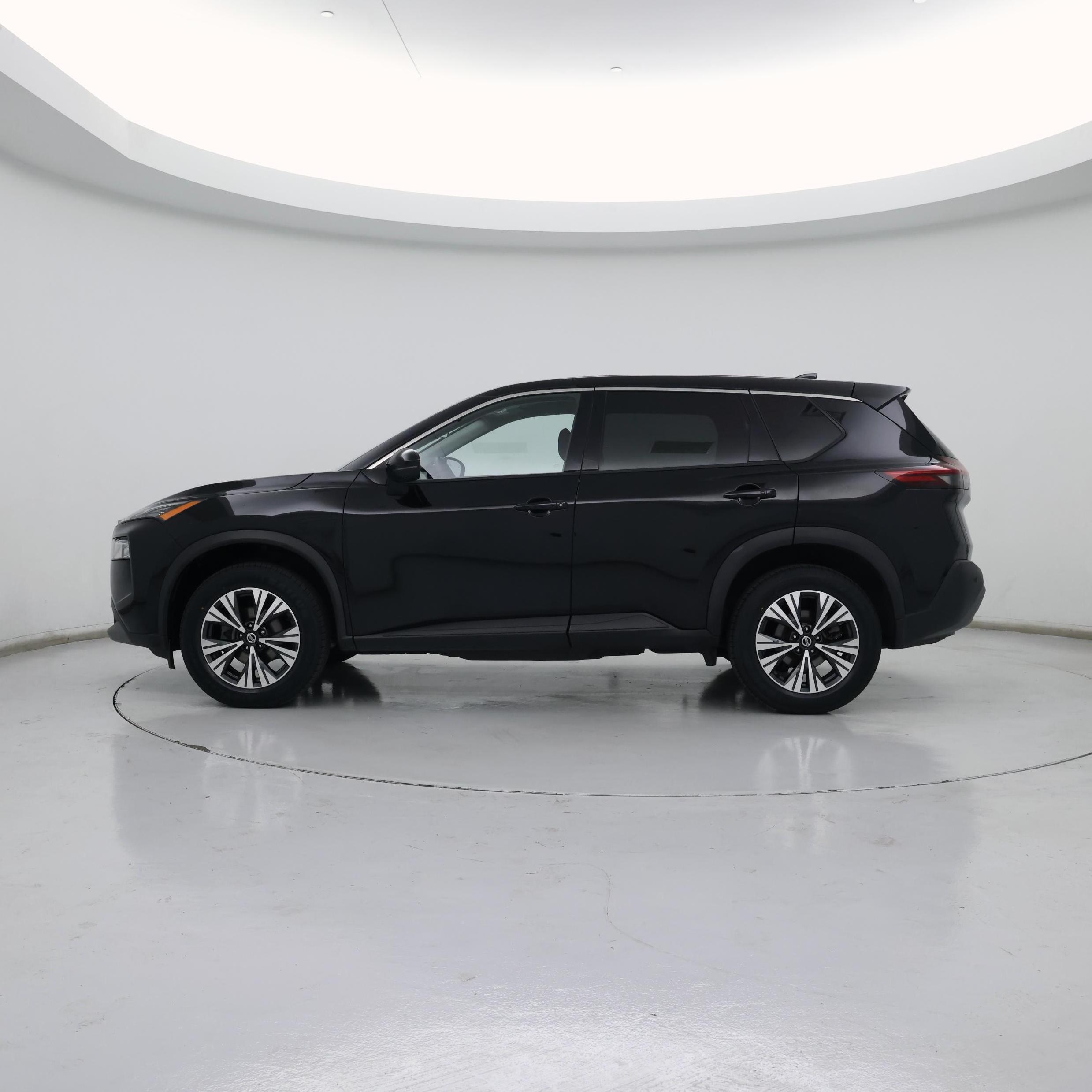Thumbnail: 2021 Nissan Rogue - 3
