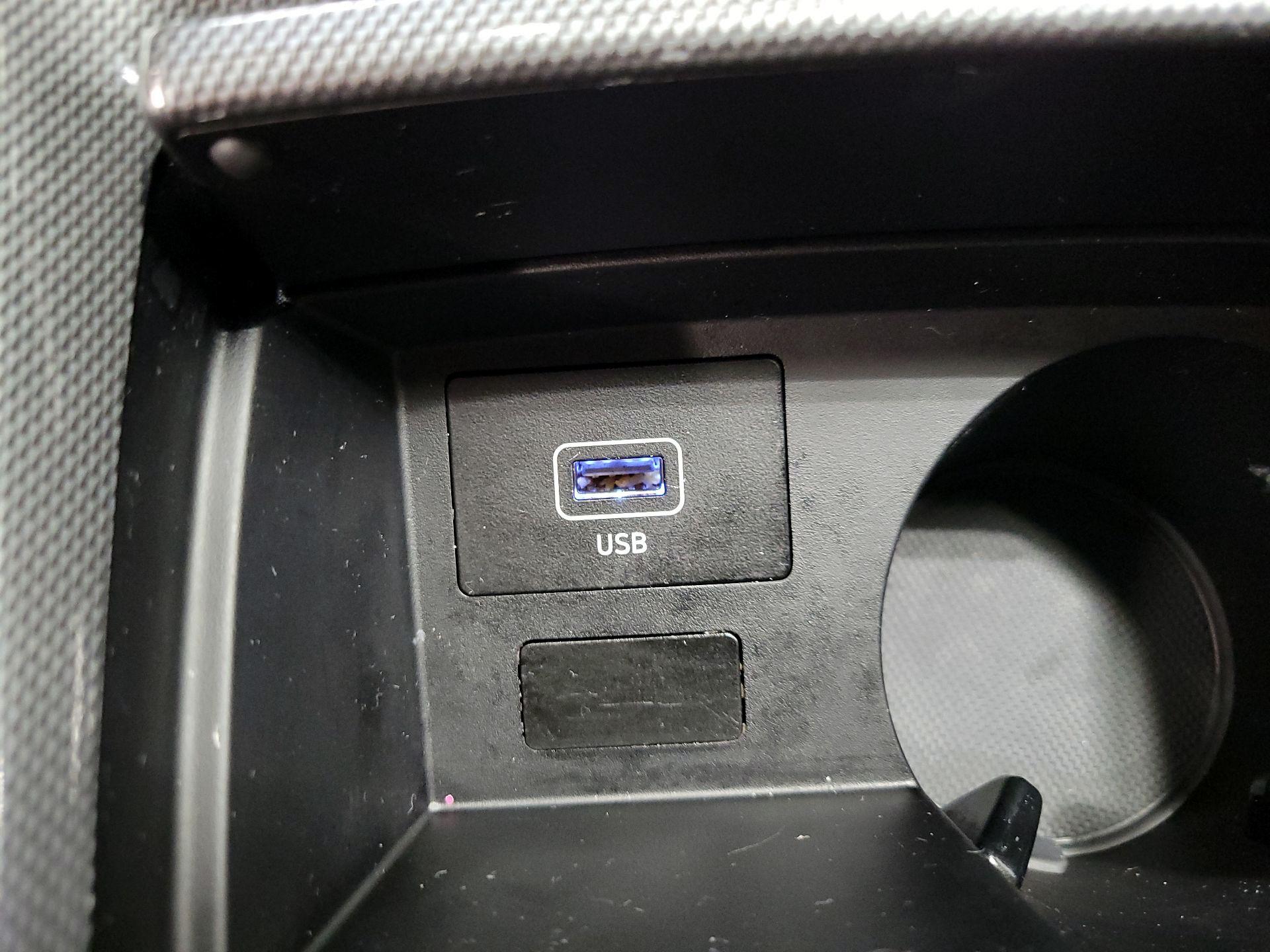 Thumbnail: 2021 Hyundai Santa Fe - 19