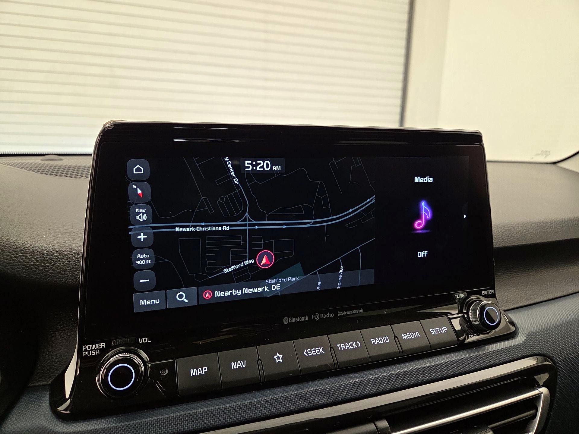 Thumbnail: 2023 Kia Seltos - 14