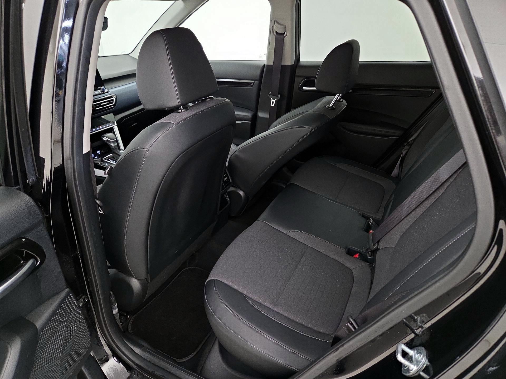 Thumbnail: 2023 Kia Seltos - 20