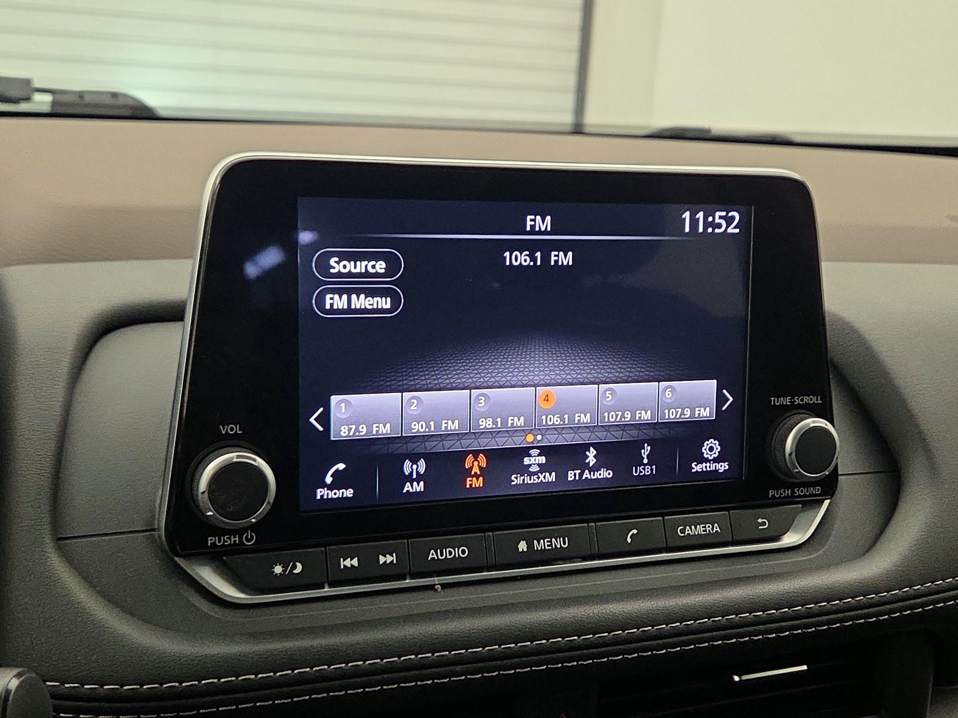 Thumbnail: 2023 Nissan Rogue - 15