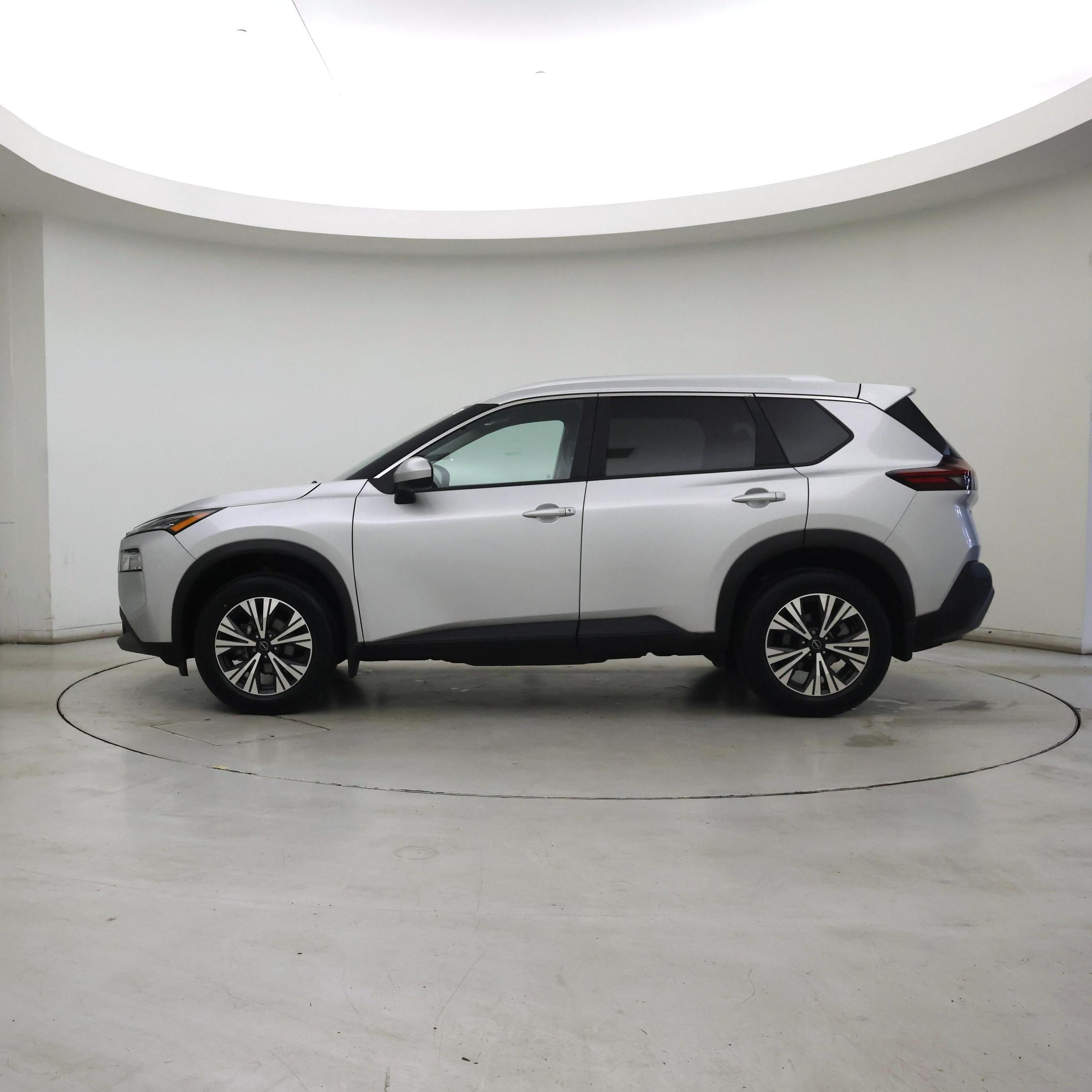 Thumbnail: 2023 Nissan Rogue - 3