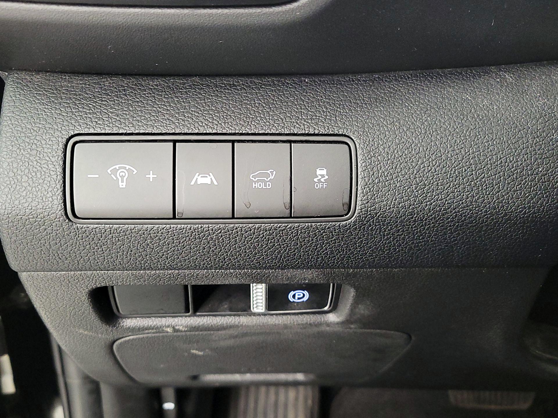 Thumbnail: 2023 Hyundai Santa Fe - 13