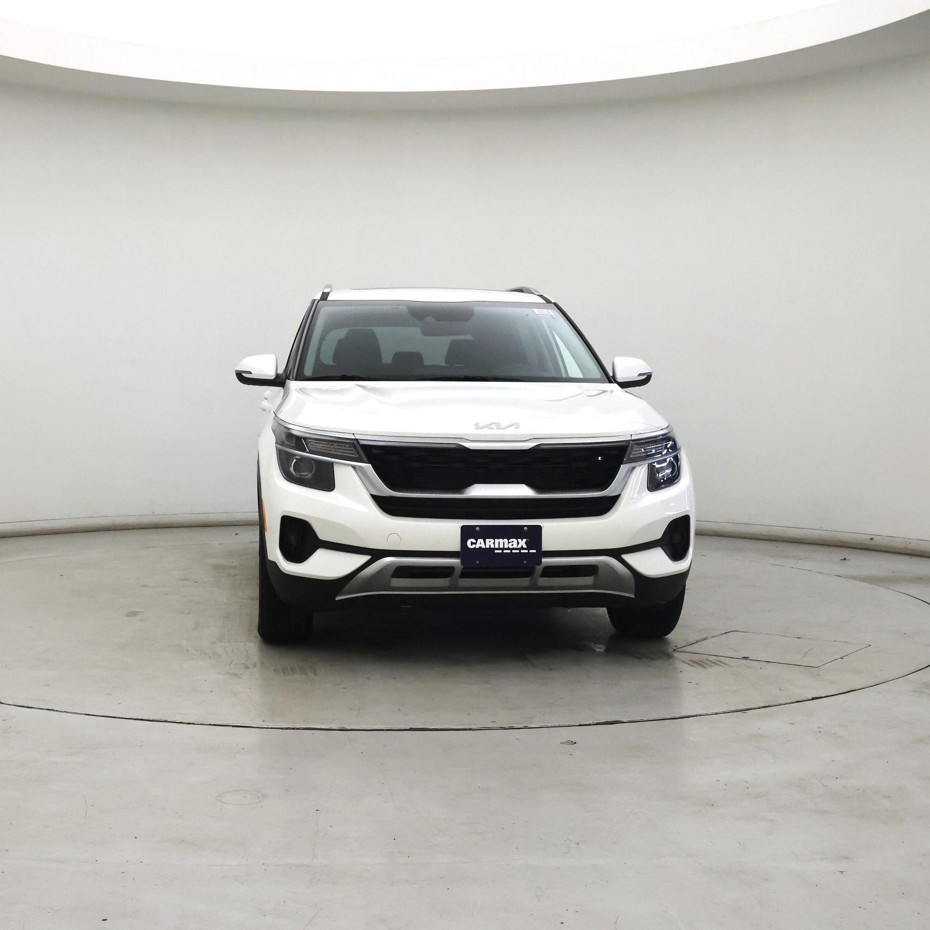 Thumbnail: 2023 Kia Seltos - 5