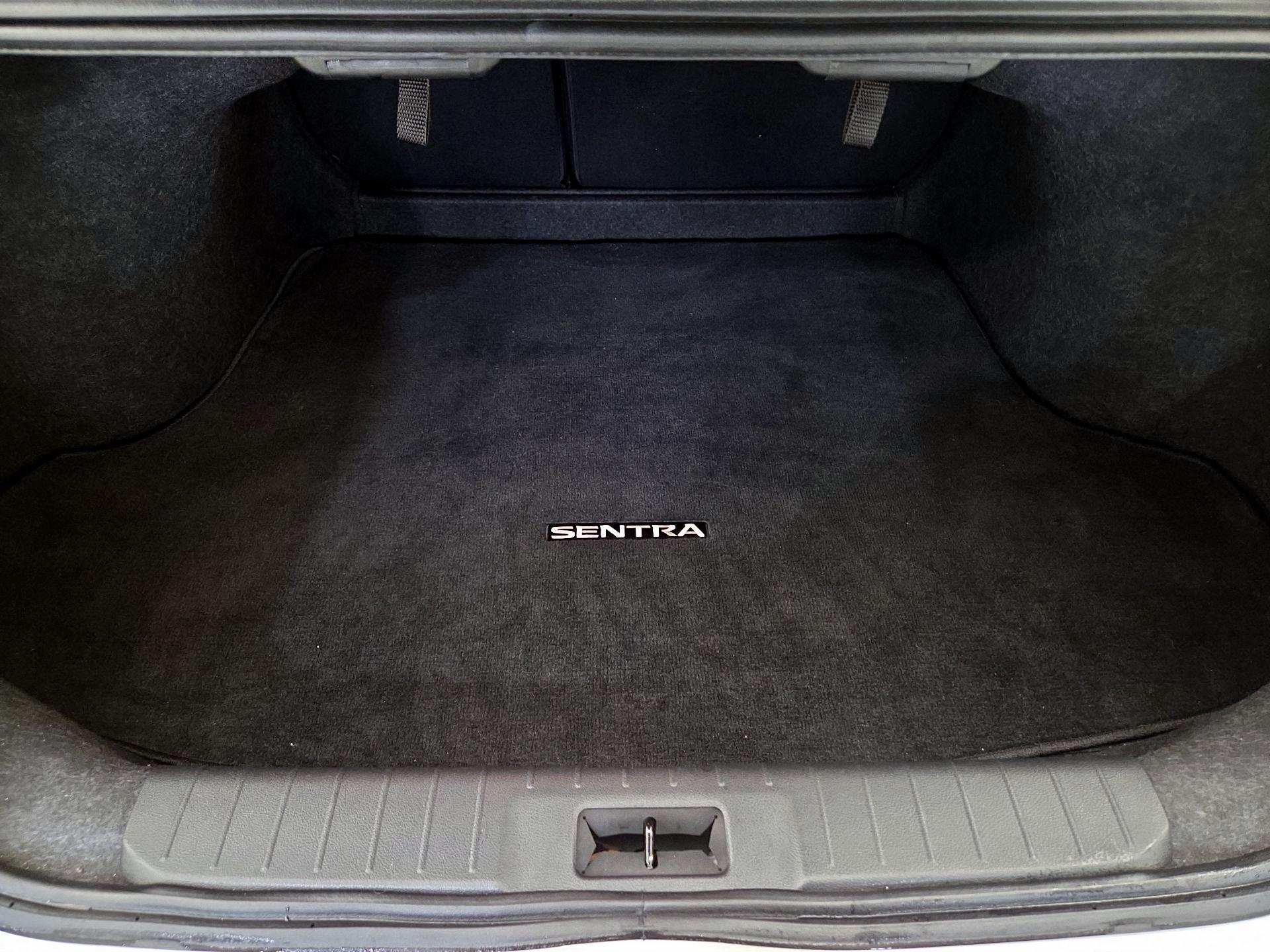 Thumbnail: 2023 Nissan Sentra - 20