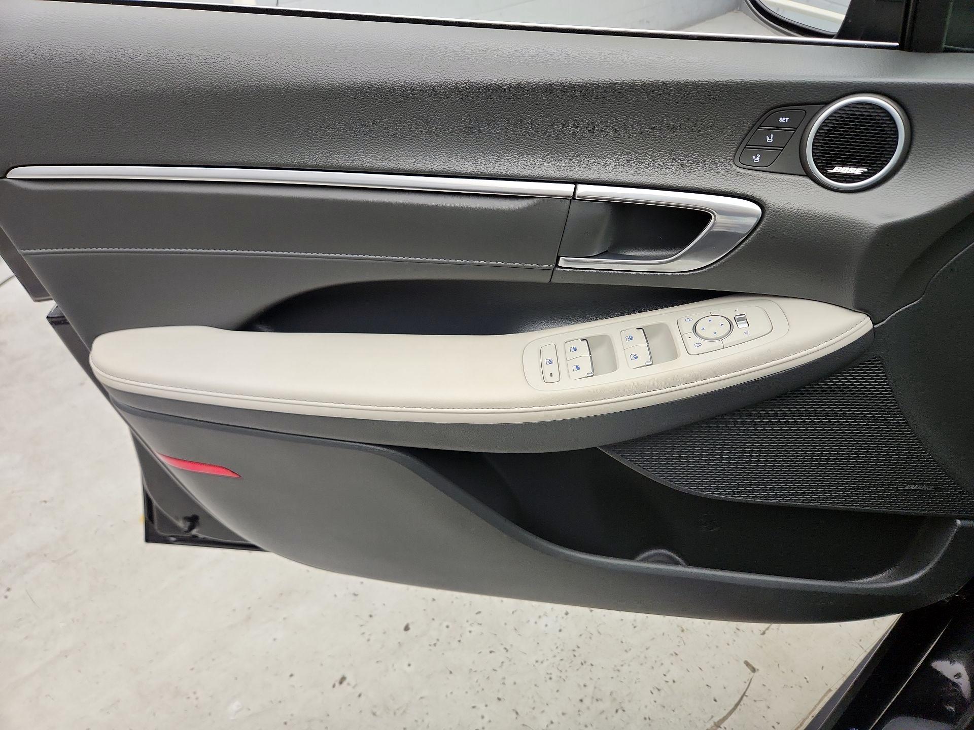 Thumbnail: 2023 Hyundai Sonata - 12