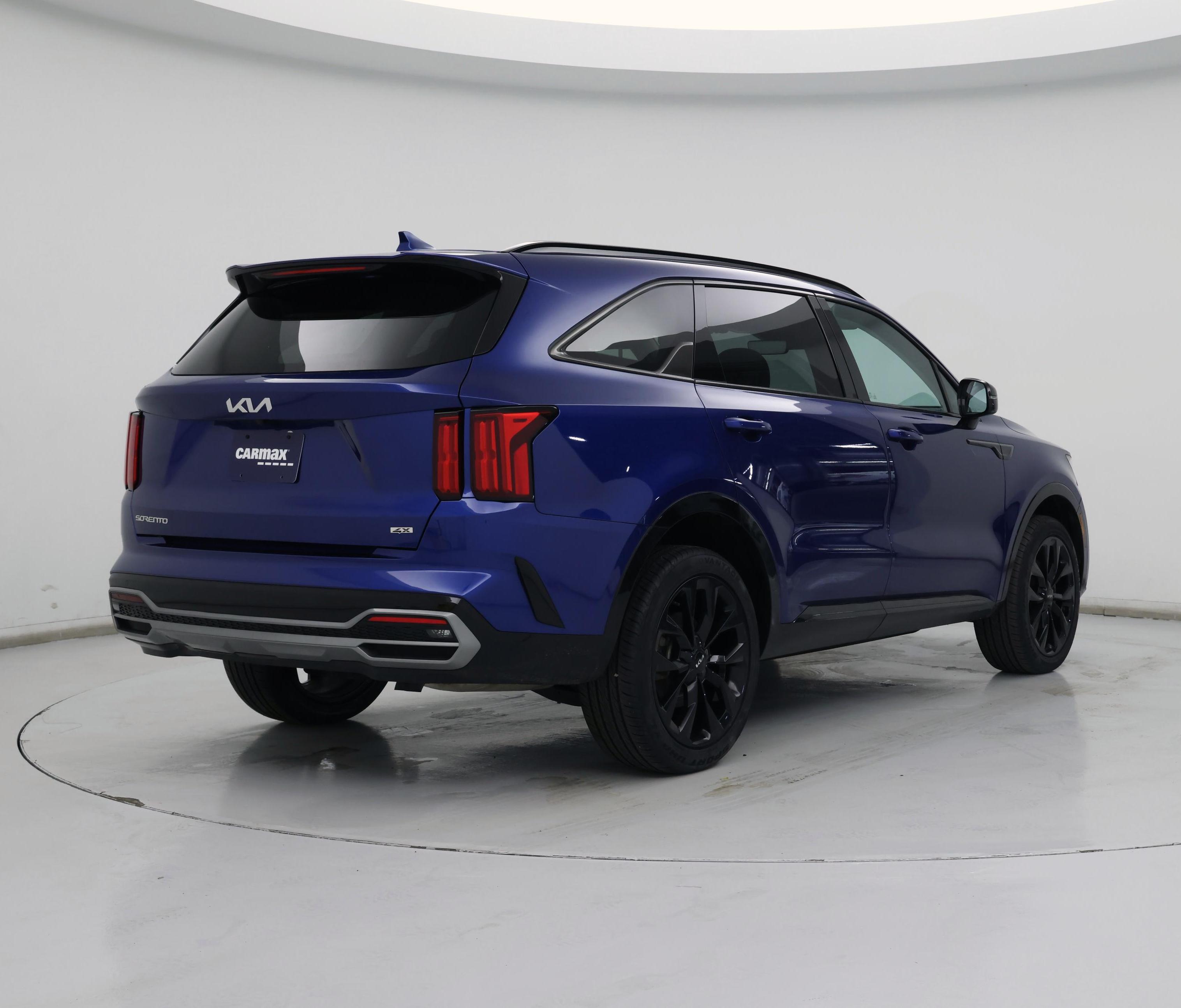 Thumbnail: 2023 Kia Sorento - 8