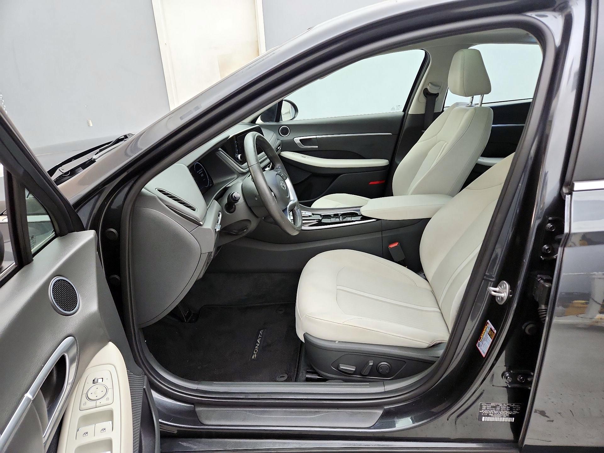 Thumbnail: 2023 Hyundai Sonata - 11