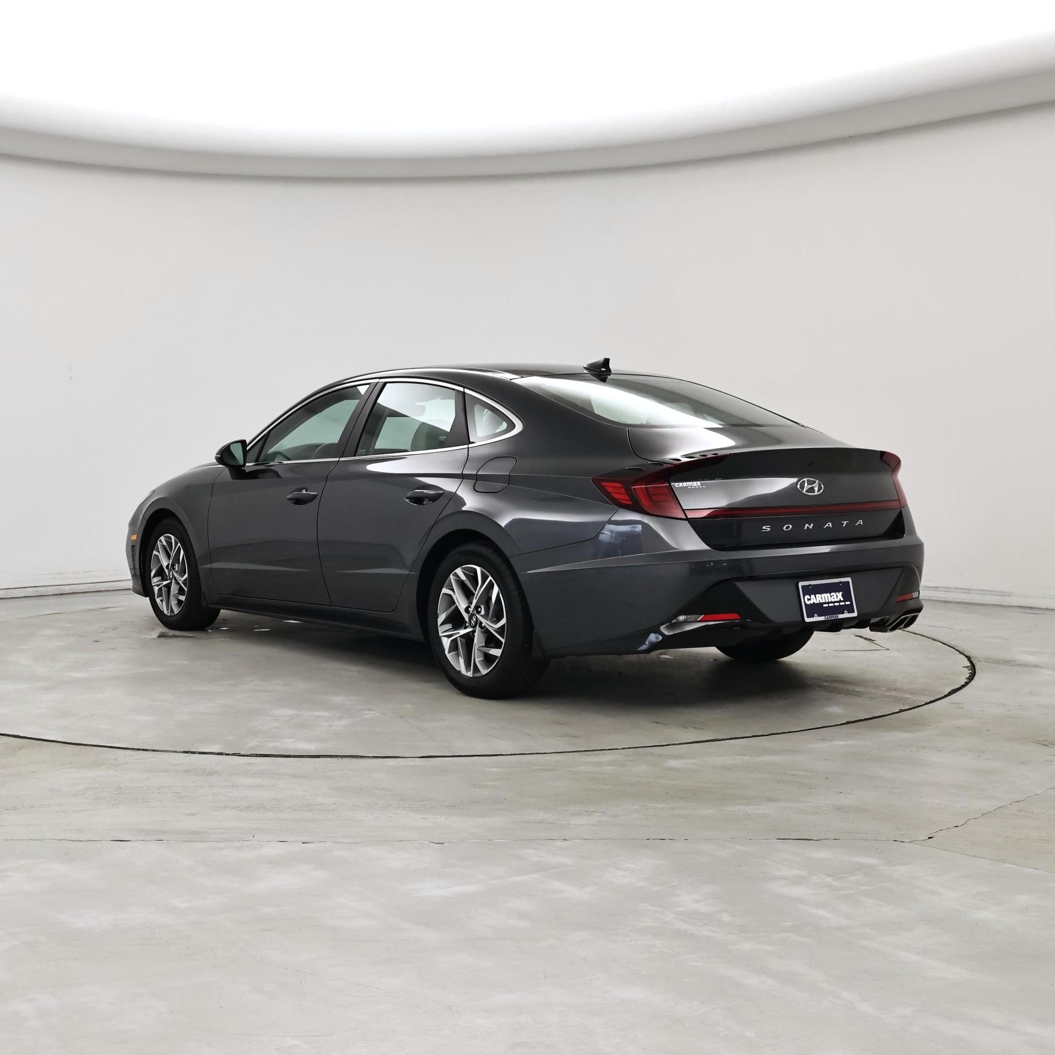 Thumbnail: 2023 Hyundai Sonata - 2