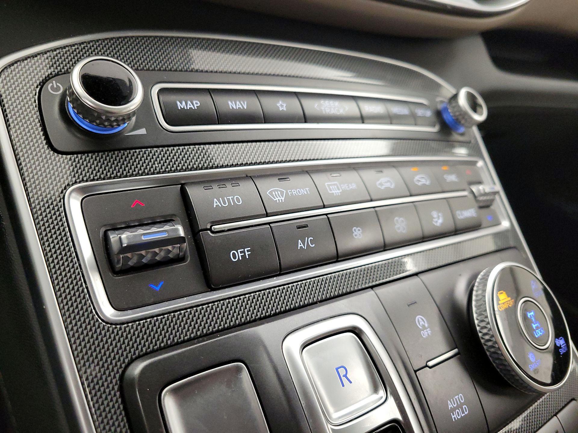 Thumbnail: 2023 Hyundai Santa Fe - 17