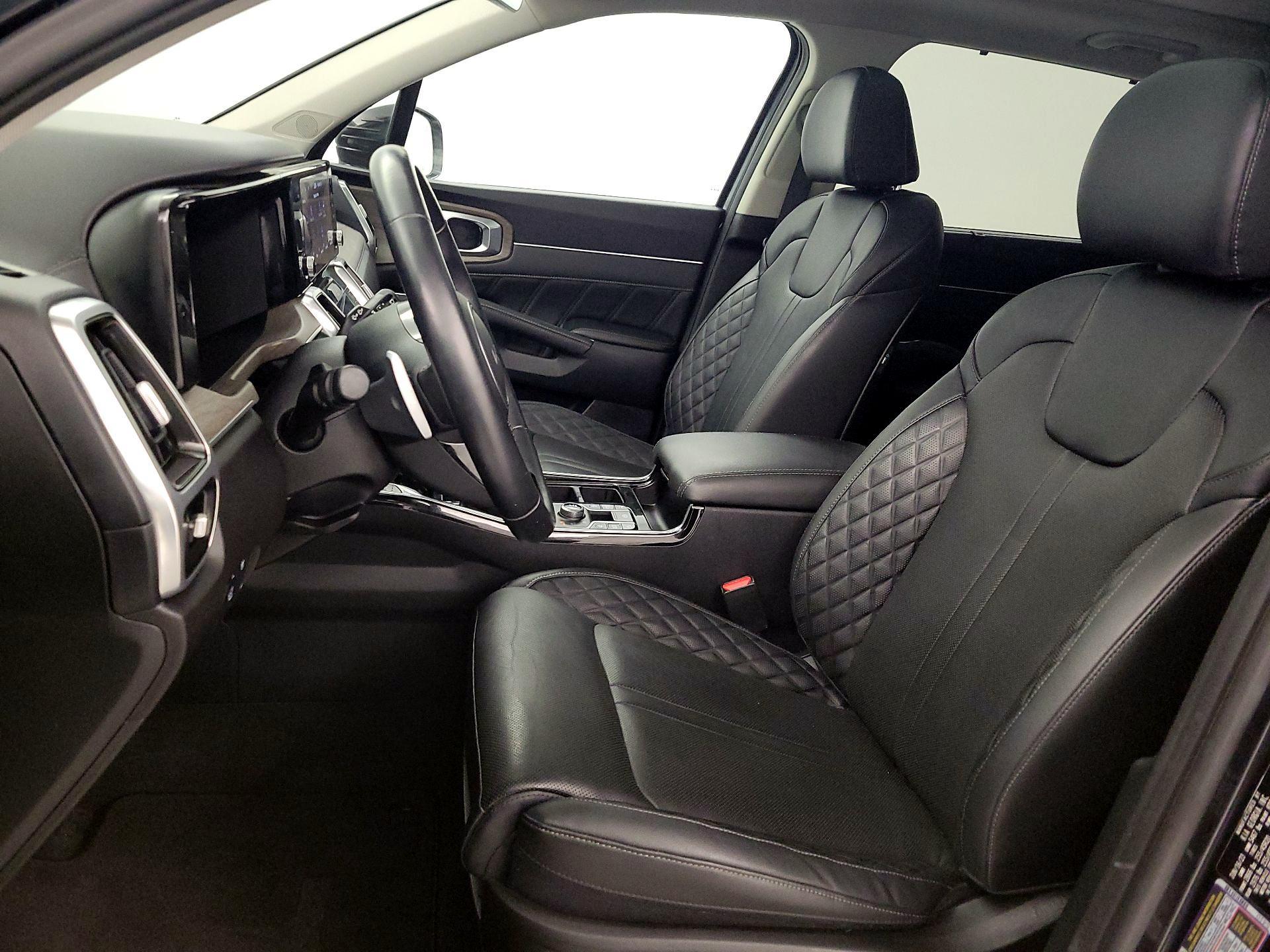 Thumbnail: 2023 Kia Sorento - 20