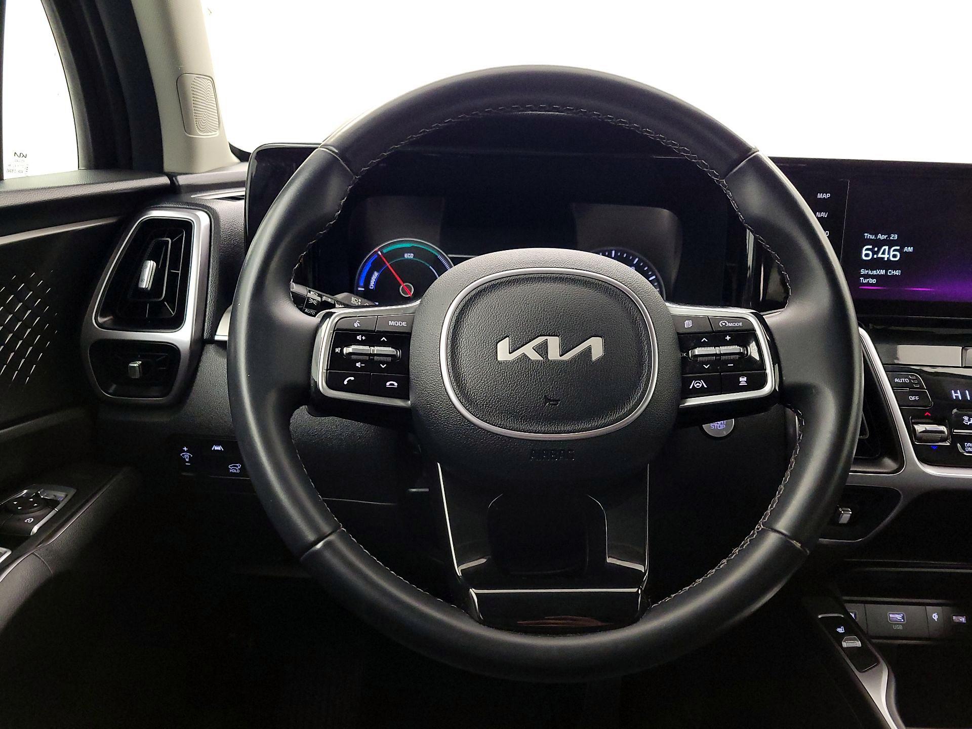Thumbnail: 2023 Kia Sorento - 10